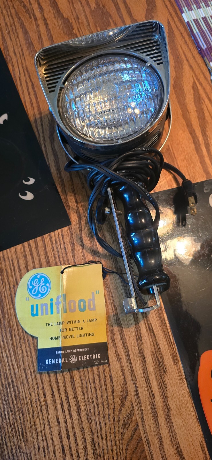 Vintage Lott A Lite Home Movie Lighting Sealed Beam GE Uniflood Lamp 19526