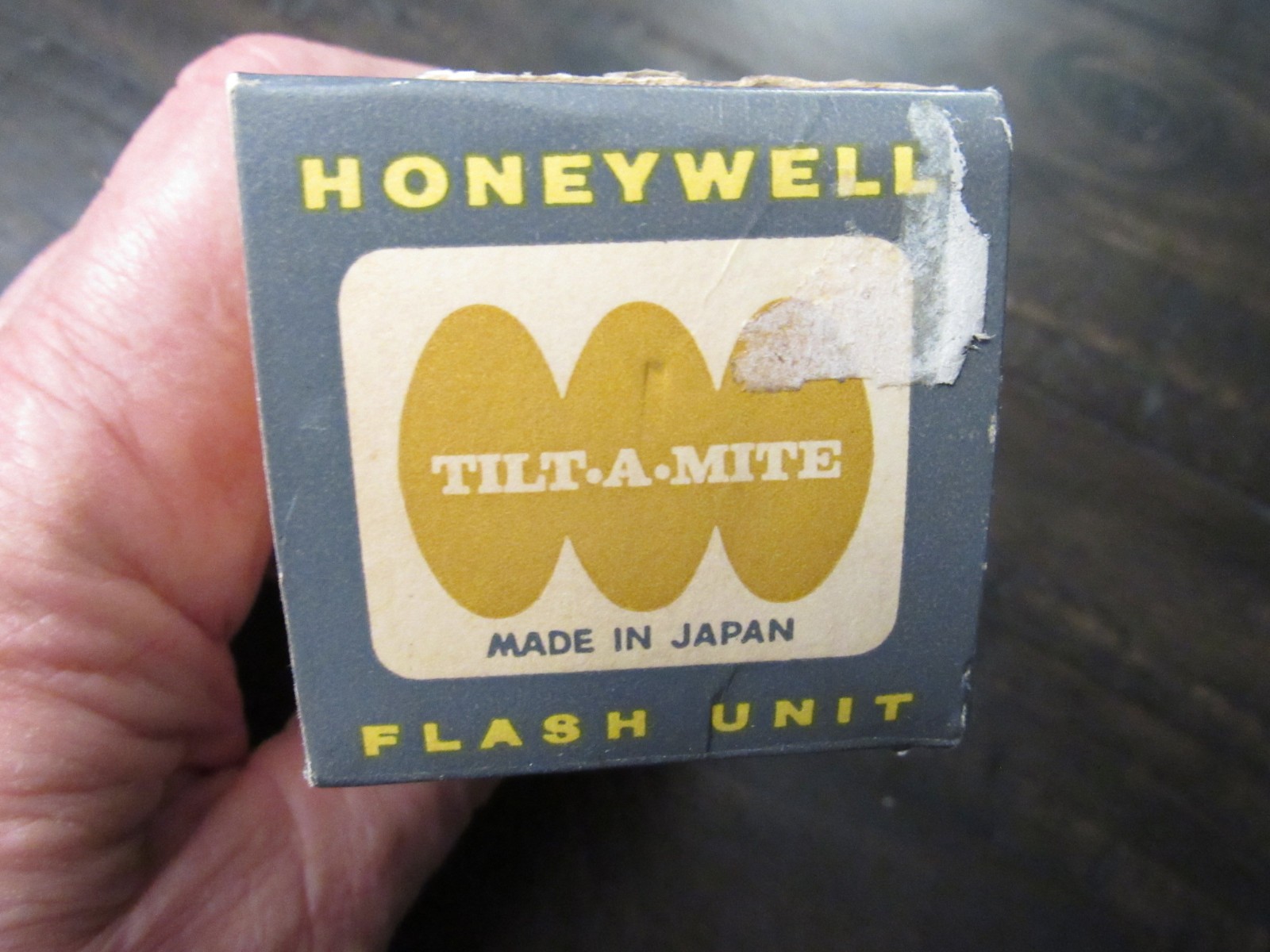 HONEYWELL TILT-A-MITE Camera Flash Unit Collapsible Fan Style w/ Case And Box