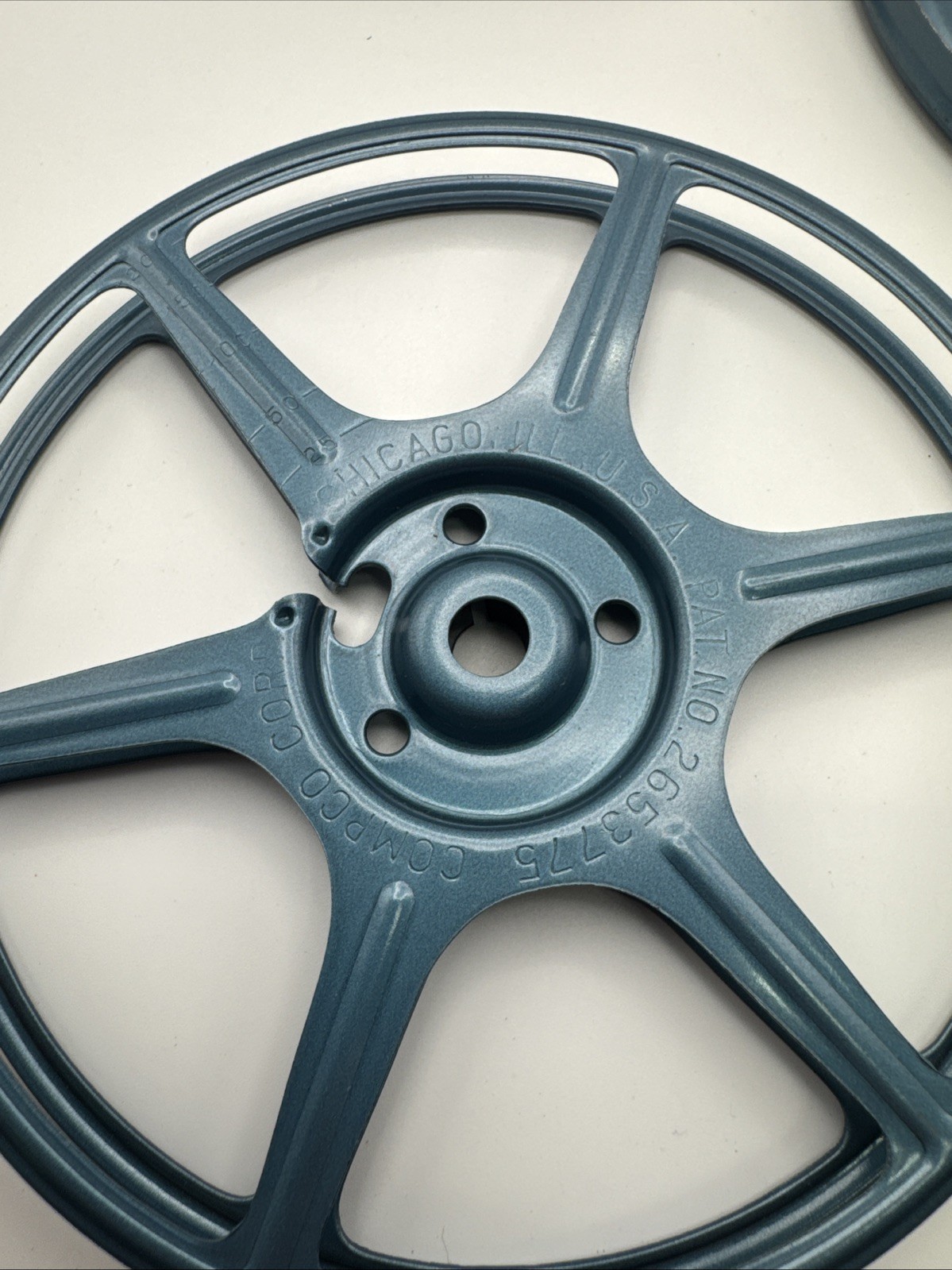 Vintage 8mm 200 Ft 5 Inches Metal Movie Reel with Metal Case – Compco USA