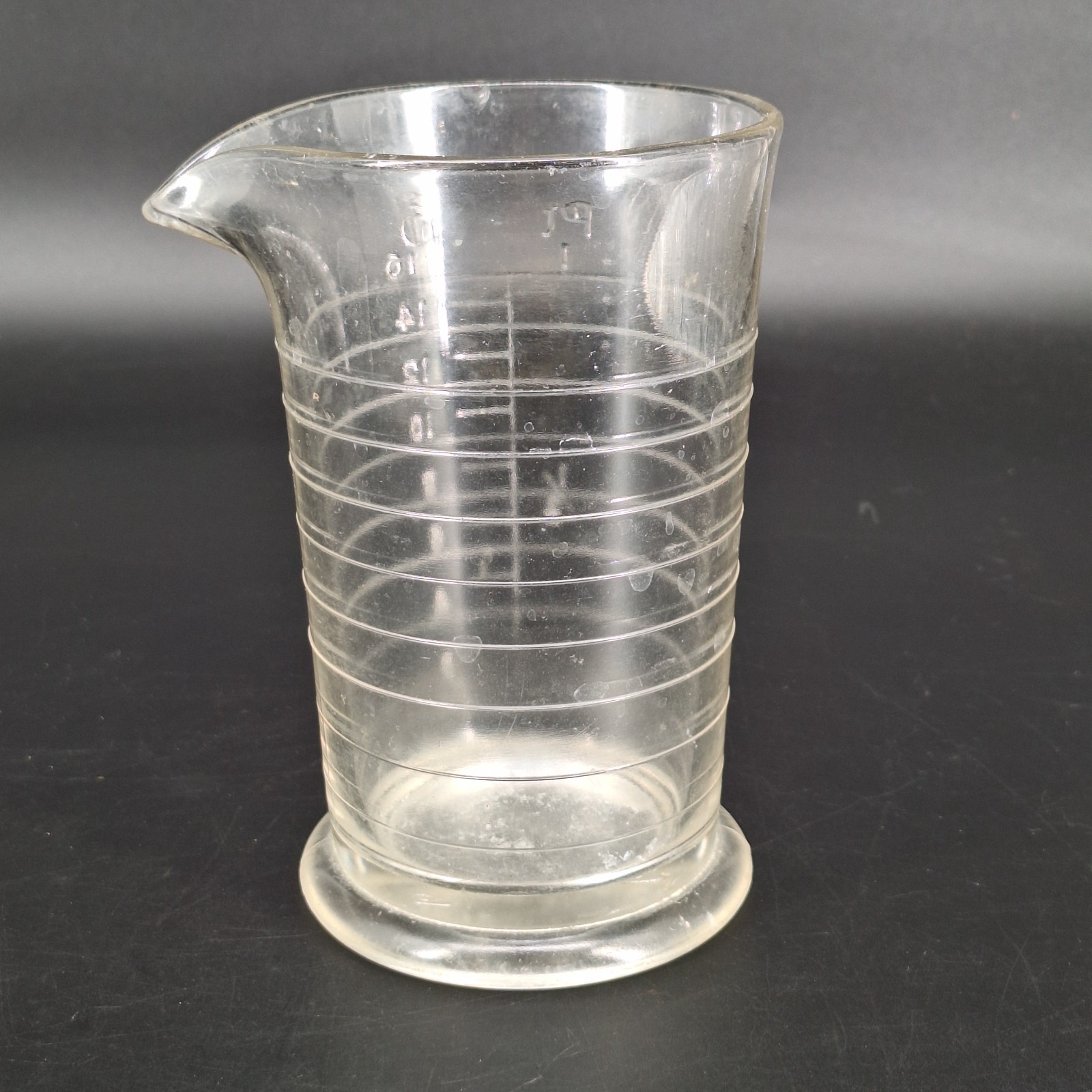 Older Kodak Graduated 8-Ounce Glass Measuring Beaker Vintage READ