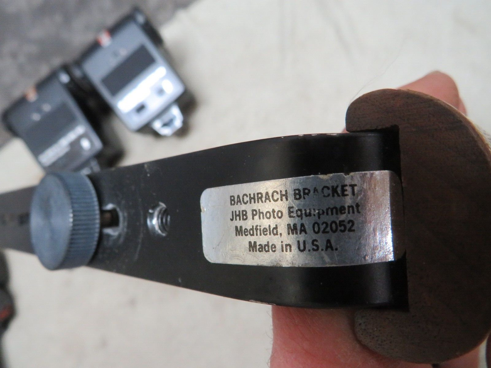 Vintage Photography Bachrach Bracket Holder 2 VIVITAR 283 Auto Thyristor Flash
