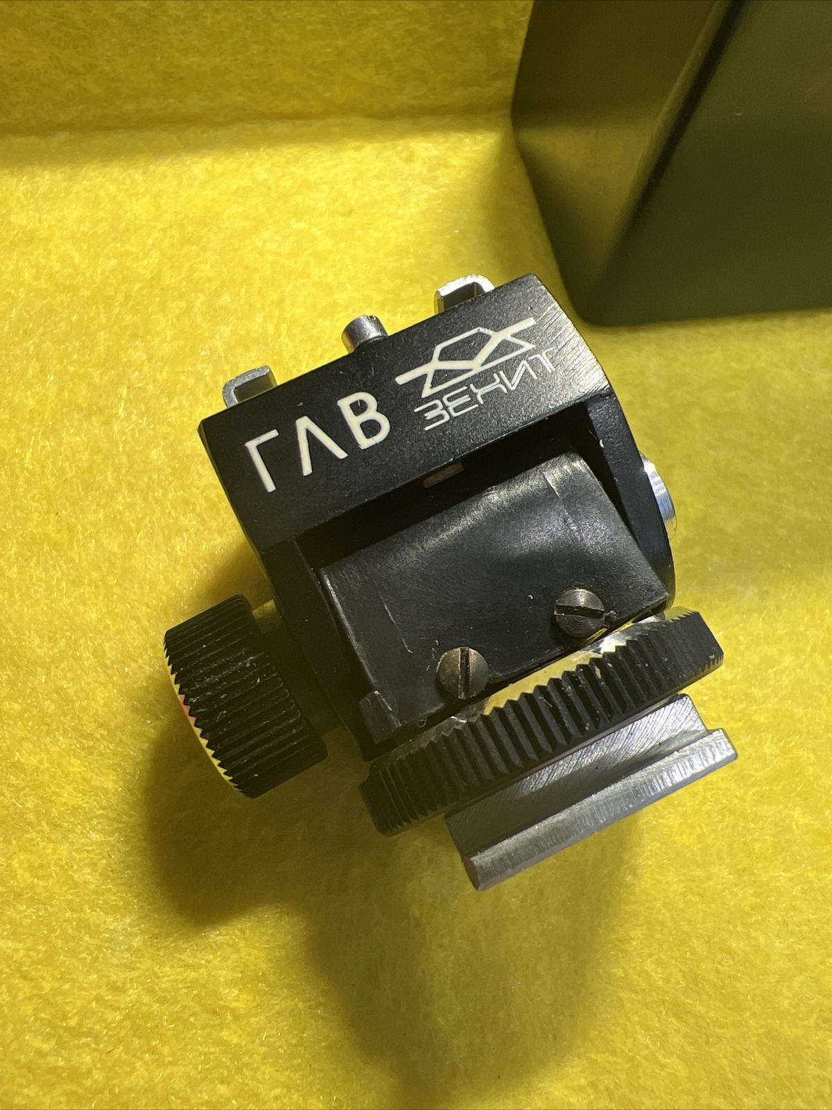 Vintage Soviet USSR Rotate Head for Hot Shoe Flash Accessory GLV KMZ Zenit #0021