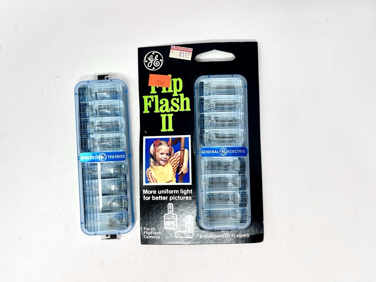 Flip Flash II Bulbs For Cameras GE 1 Twin Pack + 4 Unused Flashes Vintage READ