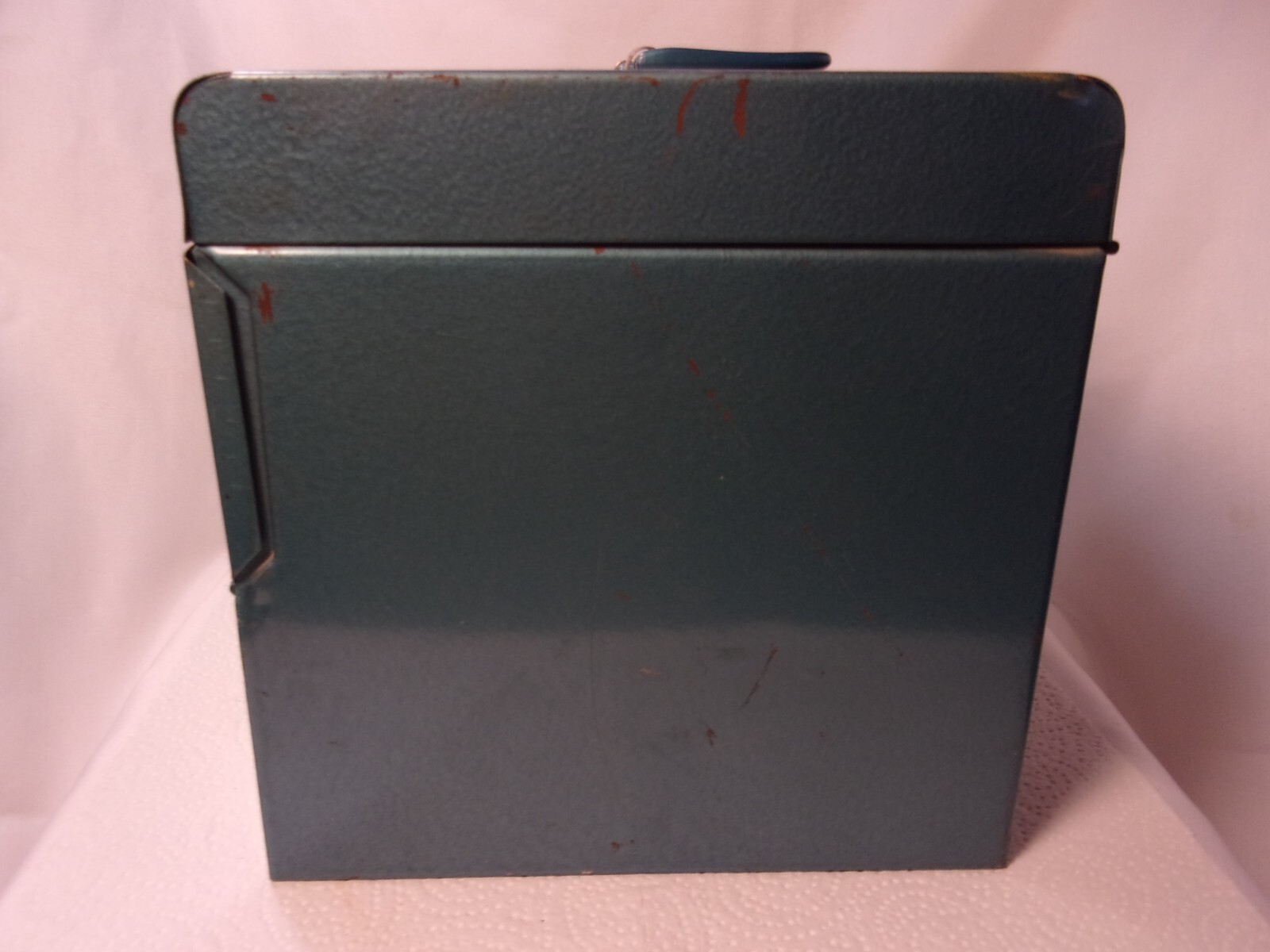Vintage Logan Deluxe 12 Slot 8mm Movie Film Case/Chest, Metal