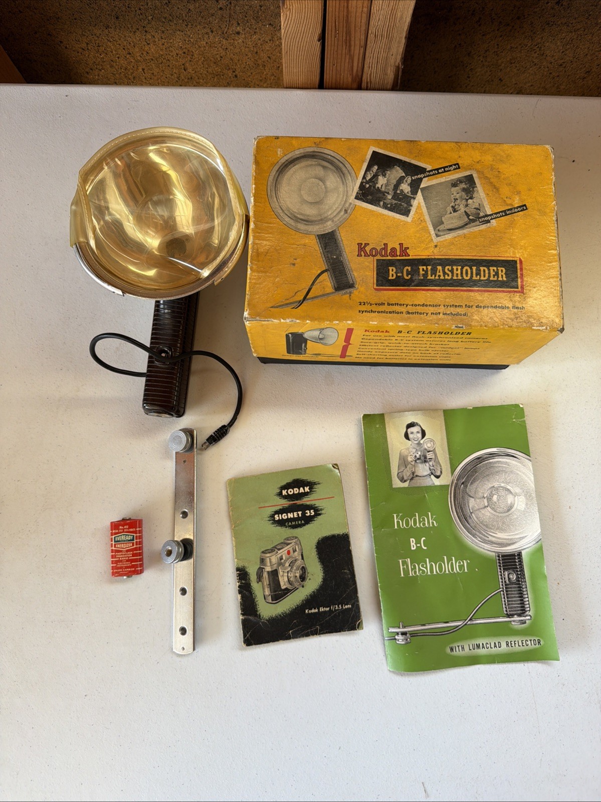 Vintage Kodak B-C Flasholder w/ Original Box