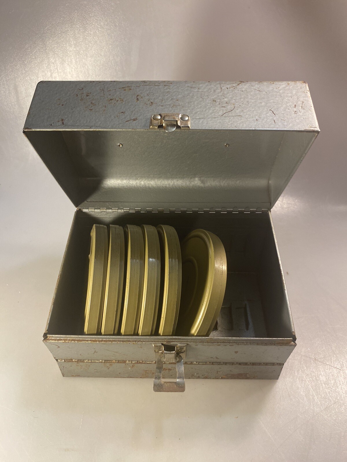 Vintage Reel To Reel Metal Storage Box W/ 6 Empty Metal Reel Cases