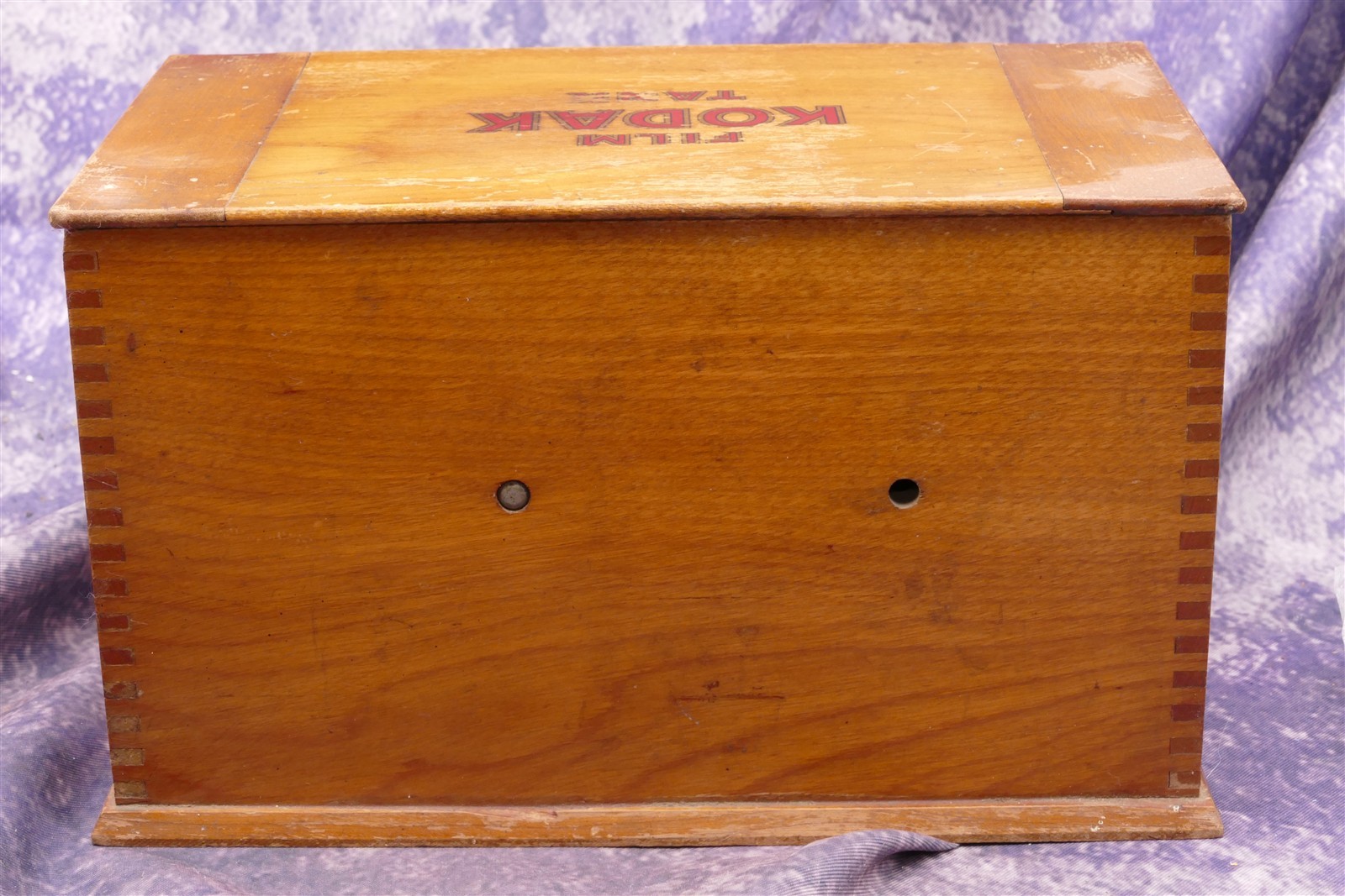 Vintage Kodak Wooden Developer Film Tank 3 1/2″ Model B-2 Dovetail Joints