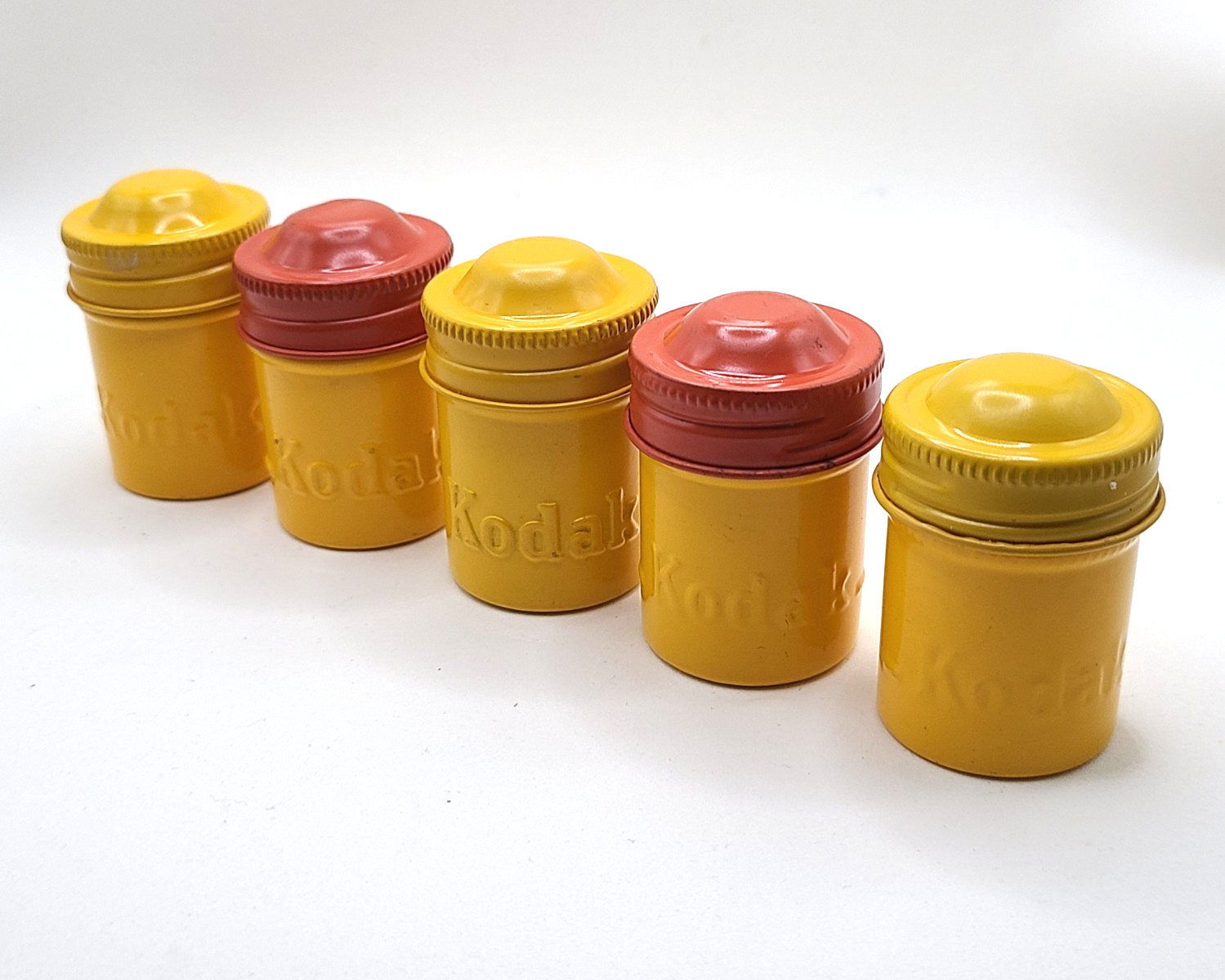 5 Kodak 35mm Metal Film Canisters YELLOW with LIDS – Preowned Vintage (w)