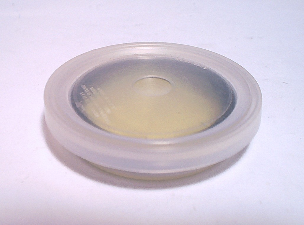 VOIGTLANDER PROMINENT 301/49 GR1 49MM SCREW ON METAL YELLOW FILTER W/ FIELD CASE