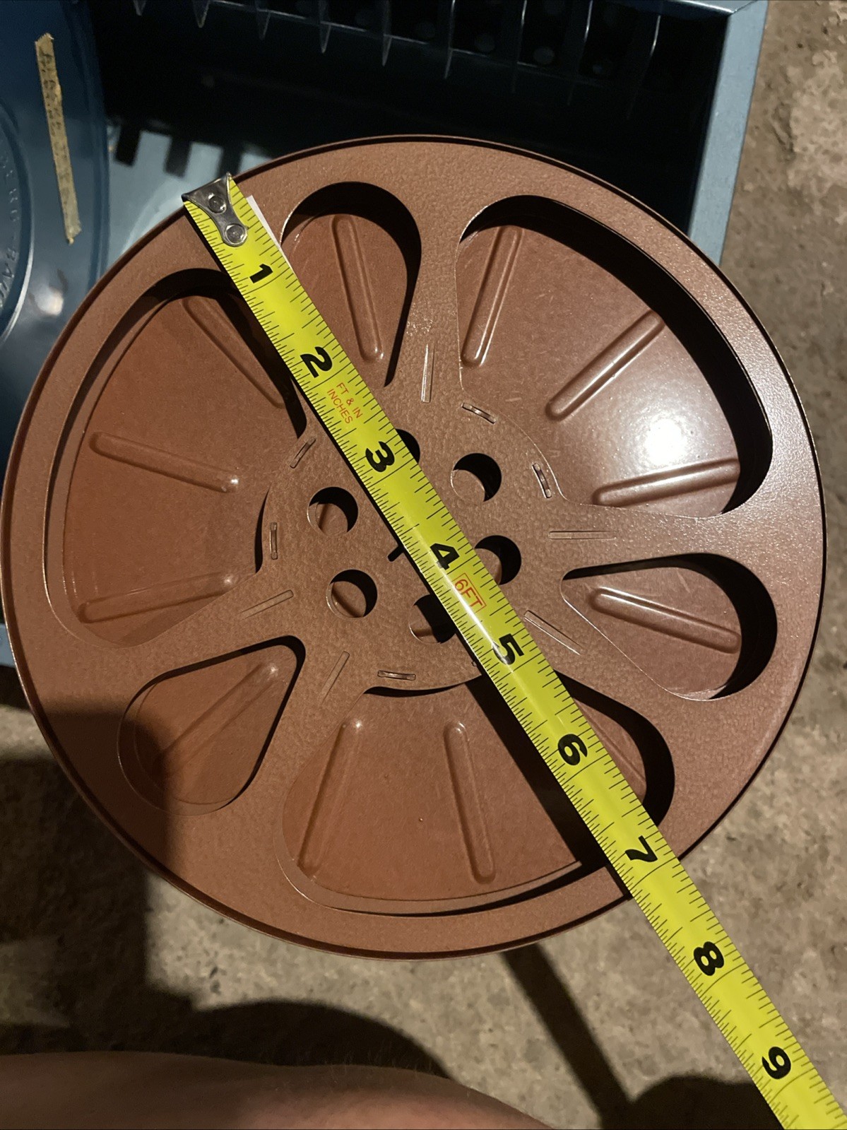 8mm Film Storage Case Box with 12 Slots & 3 7” Metal Reels 1960s