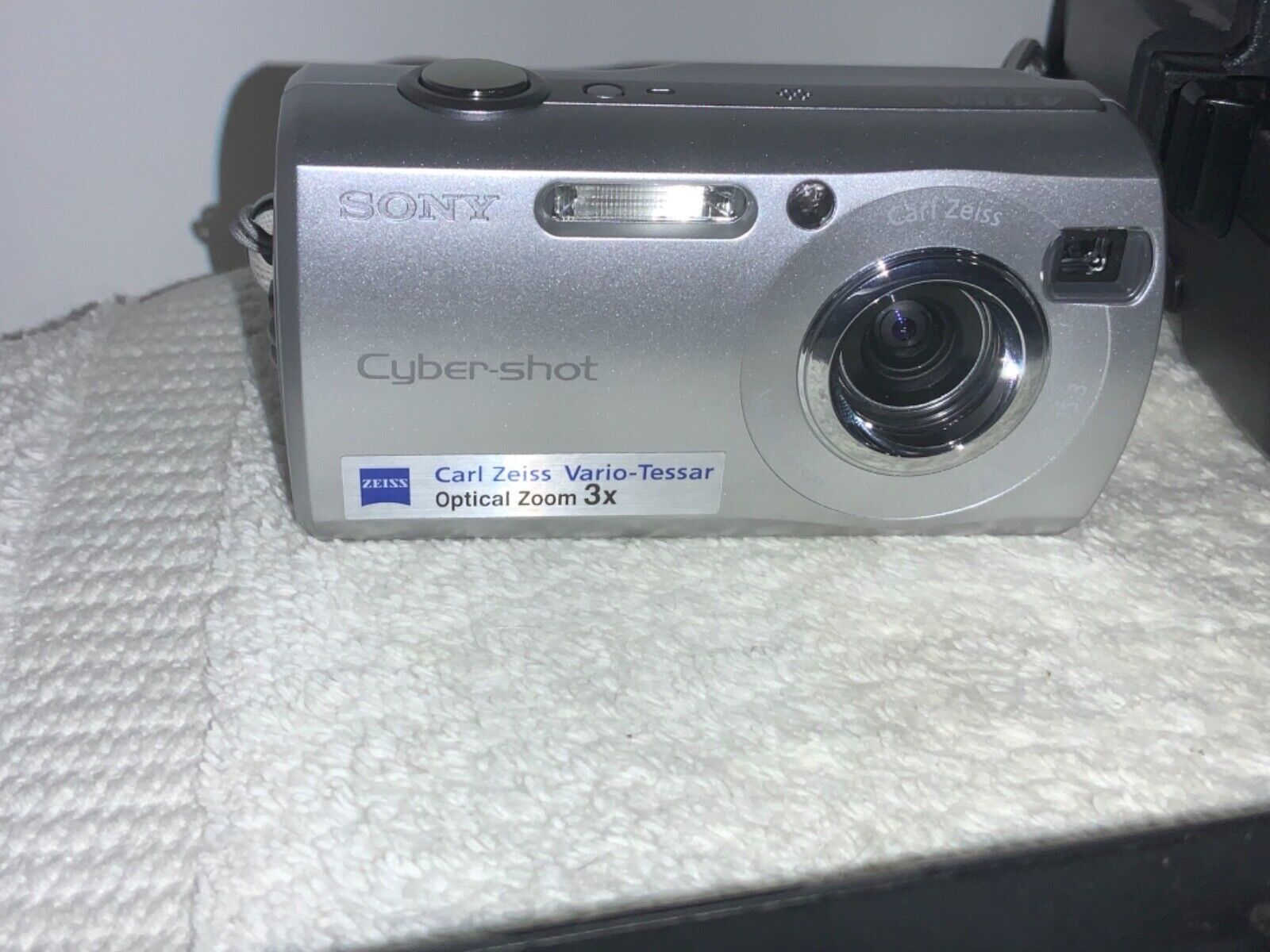 Lot of 4 used Cameras for parts only