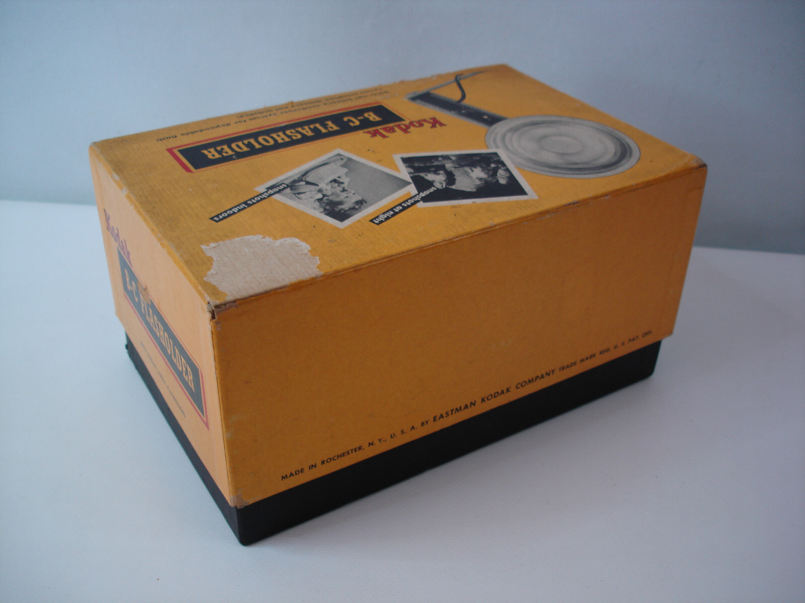 Vintage Kodak B-C Flasholder with Instructions and Box Cool addition Collection