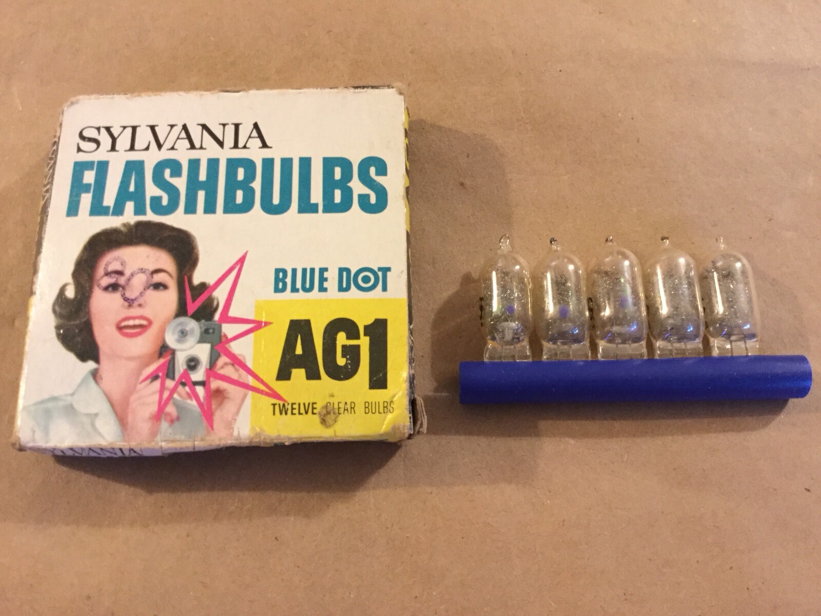 Vintage Set Of 5 Sylvania Blue Dot AG1 Clear Camera Flashbulbs Bulbs W/ Box