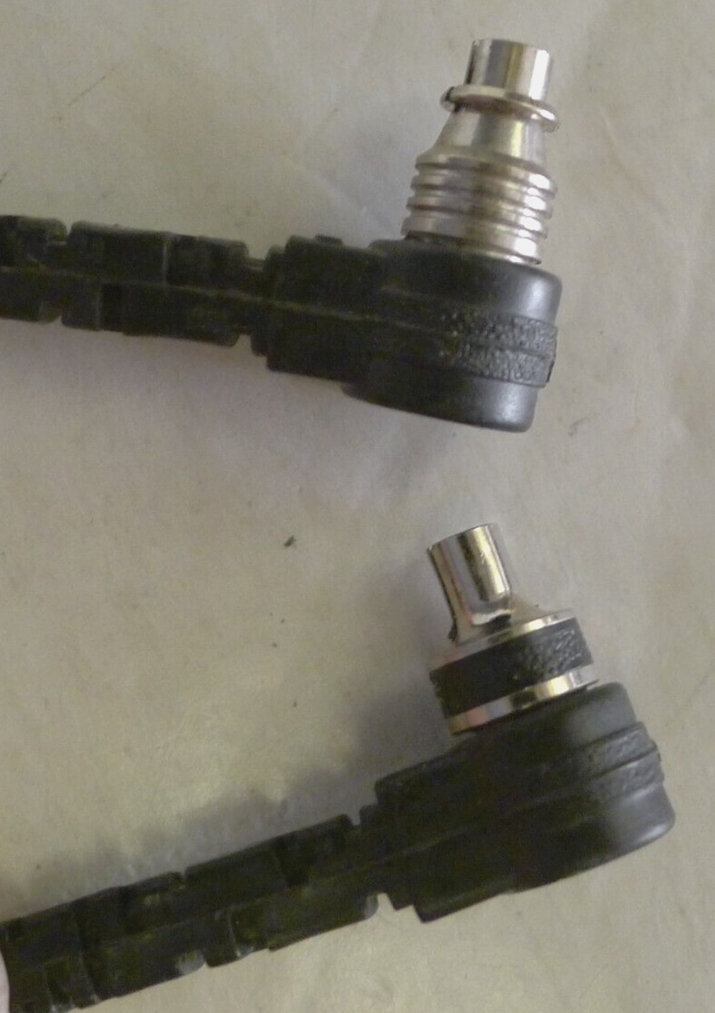 Male to Male Flash PC Sync Extension Cable Coiled Cord 16 inch Coiled Cord -USED