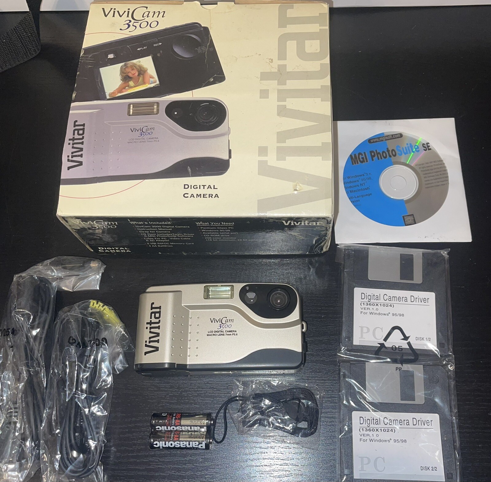 Vivitar ViviCam 3500 1.4MP Digital Camera DC-1500 1999 UNTESTED Parts Or Repair