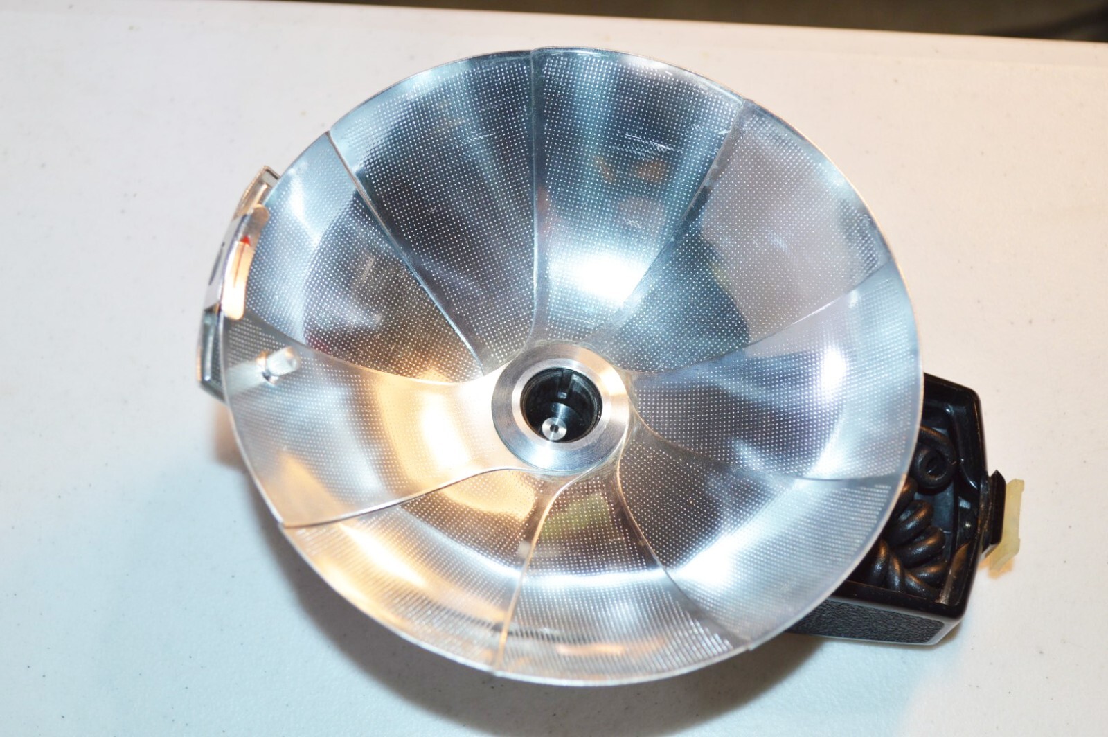 Vintage Waltz Flash Master Collapsible Bulb Flash Unit w/Bulb
