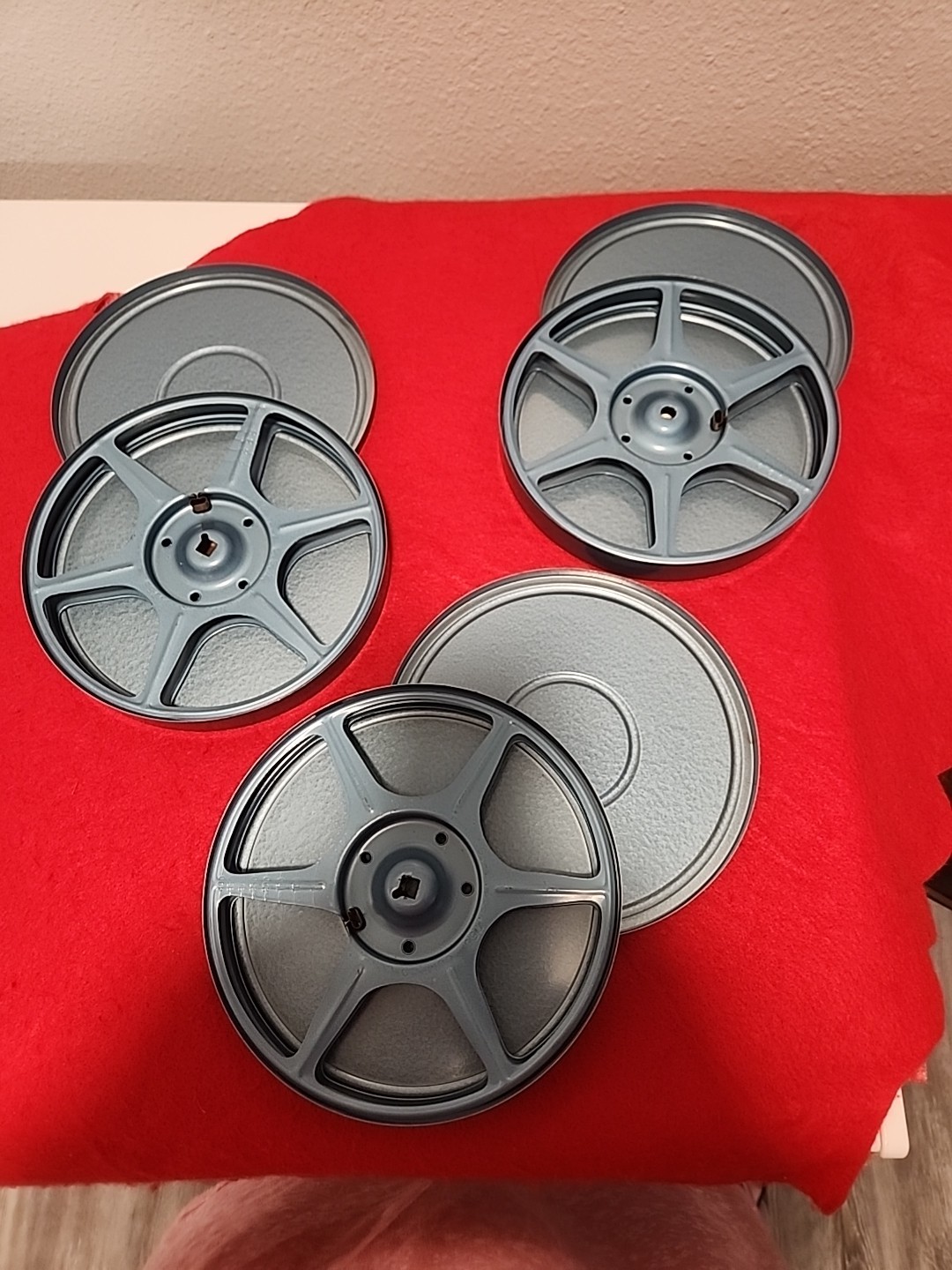 Compco Vintage Film Reels with Metal Canisters 8mm 7 inches Movie Reel – 3