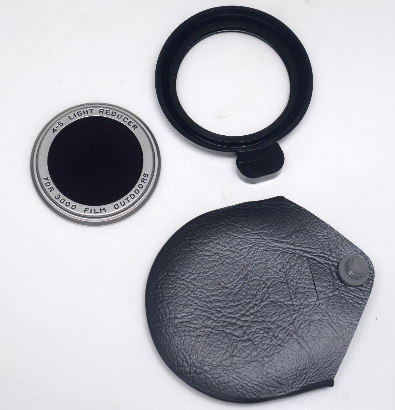 Polaroid 4-S Light Reducer for 3000 Film Outdoors Lens Filter Vintage Accessory