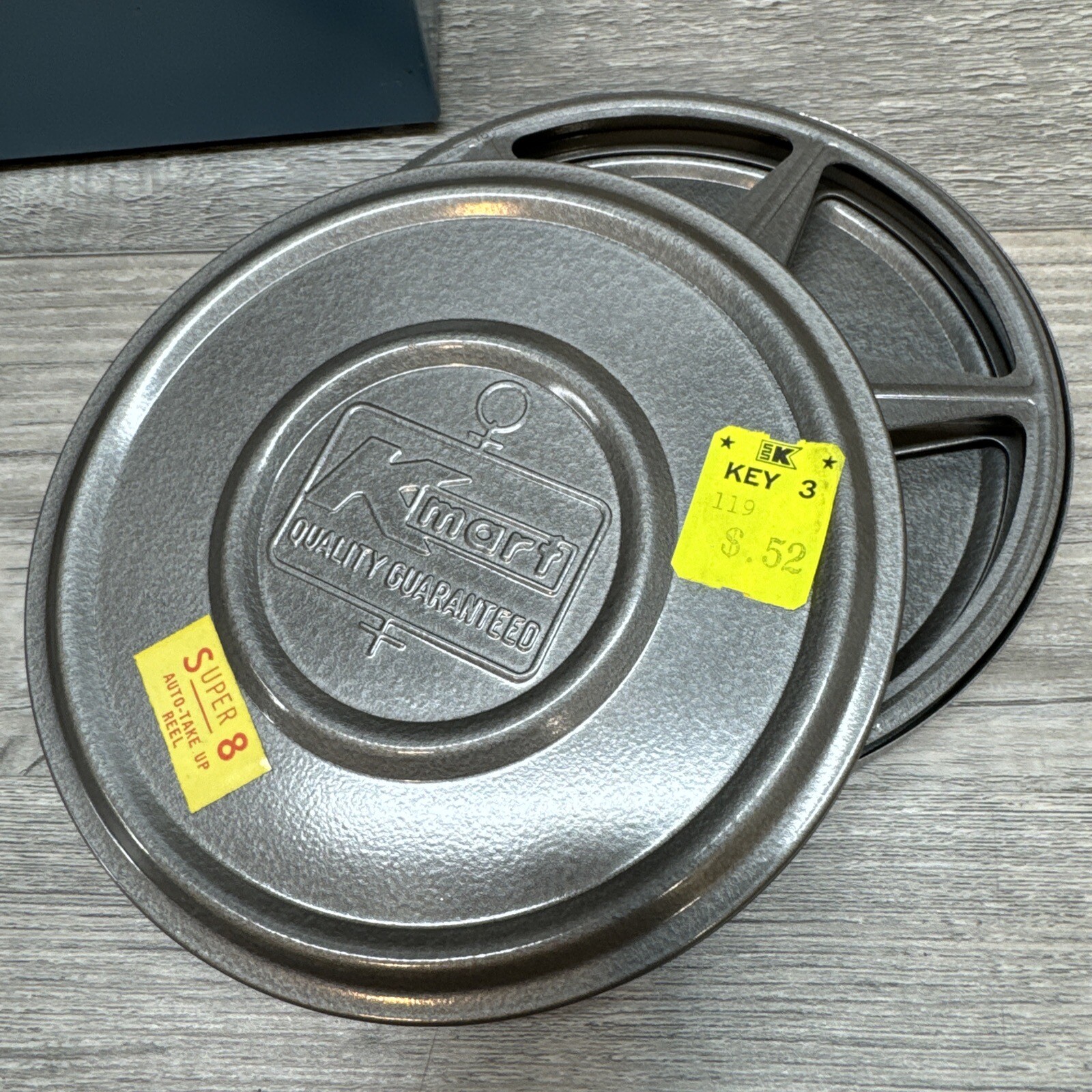 Vintage Kmart Metal Reel Storage Film Case Box 8mm Canisters 6 Slots W/ 5 Cases