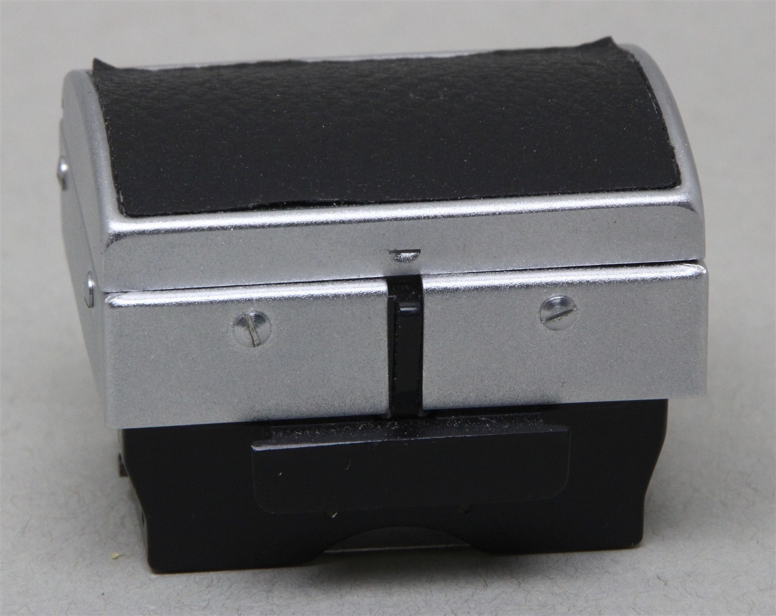 PENTACON Waist Level Prism Finder 4572/7 PRISMENEINSATZ OHNE LUPE 35mm NOS