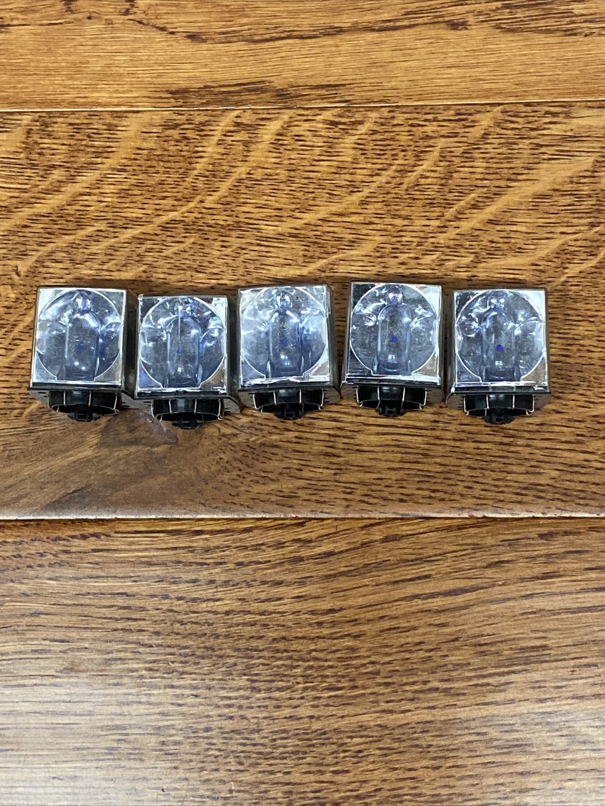 Vintage Flash Cubes -9 Vintage Cubes-Sylvania Blue Dot, Westinghouse, & GE