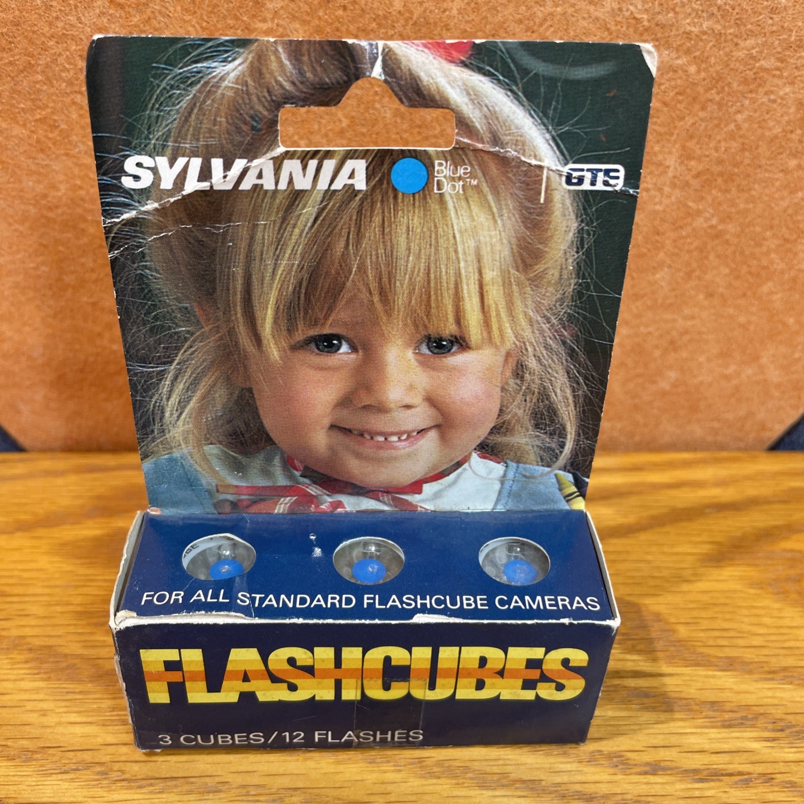 1970s GTE Sylvania Blue Dot Flash Cubes 3 Cubes/12 Flashes New Open Box