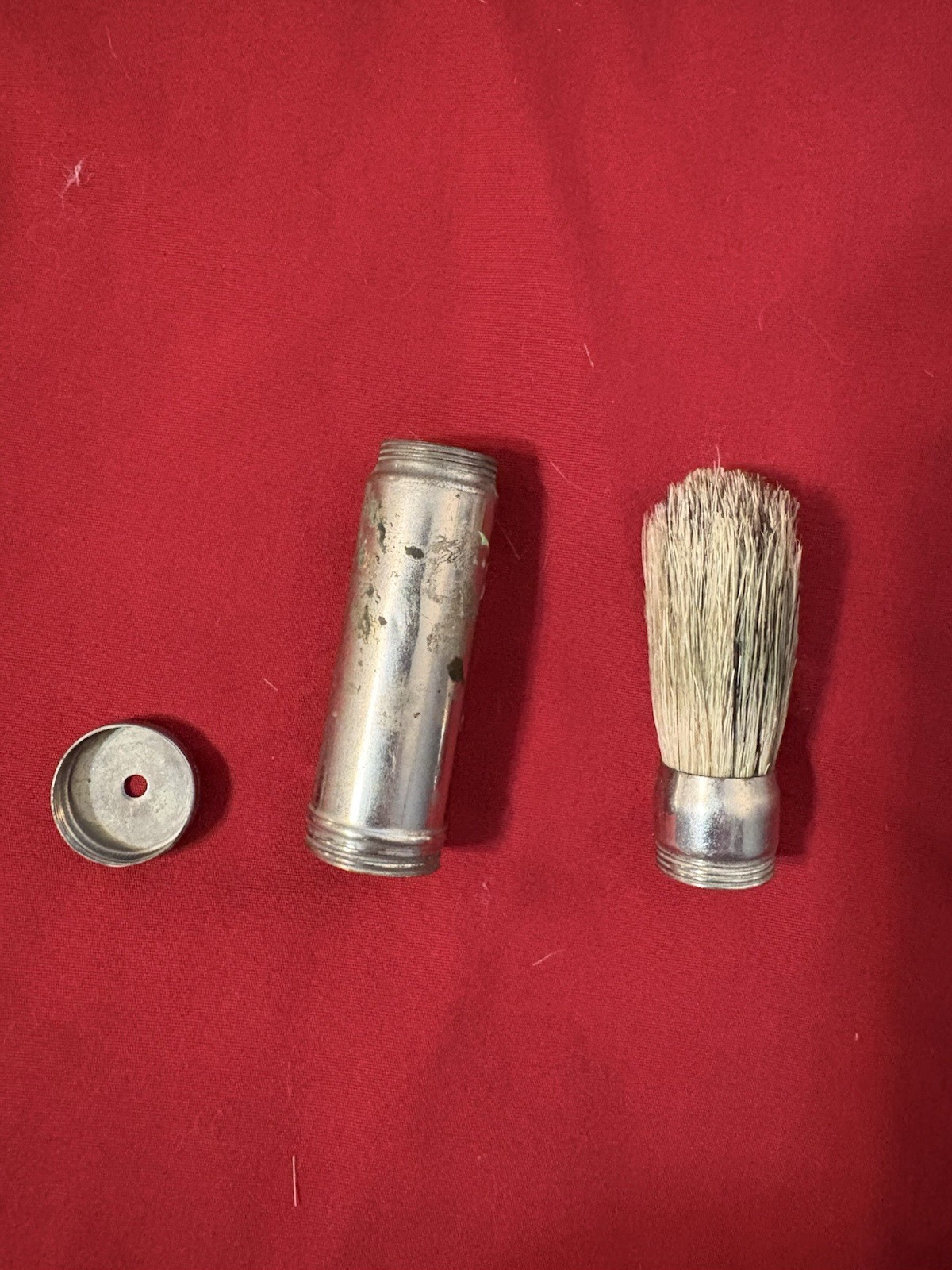 Vintage Retractable Lipstick Style Camera Lens Brush