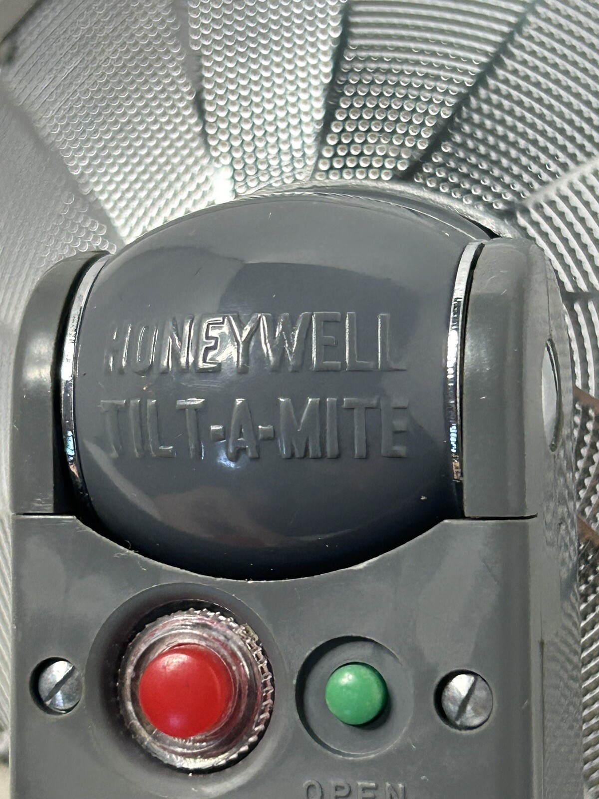 Vintage Honeywell Tilt A Mite Flash Reflector Metal Folding Portable Photography