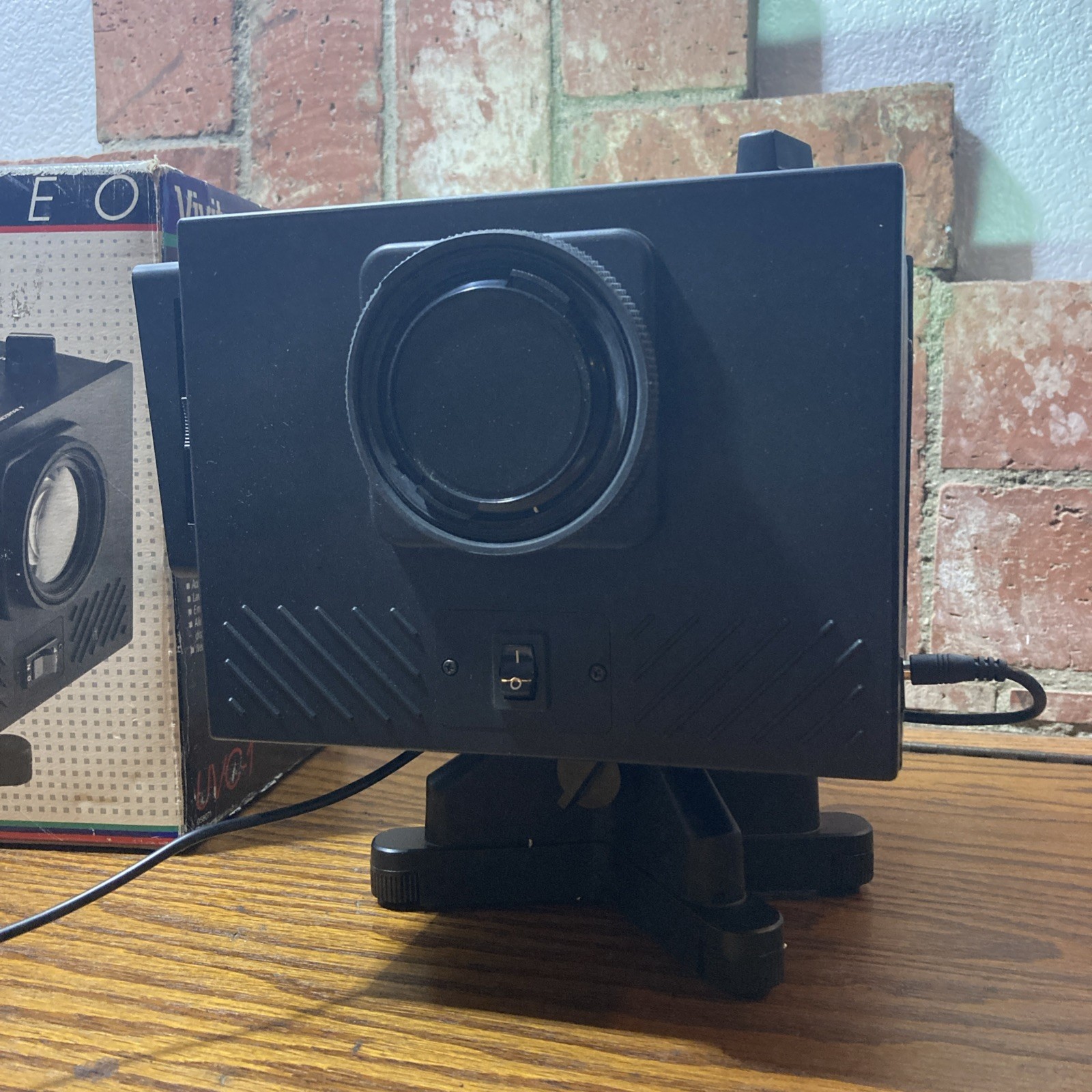Vivitar UVC-1 Universal Video Converter – Convert Movie Film Slides & Photos