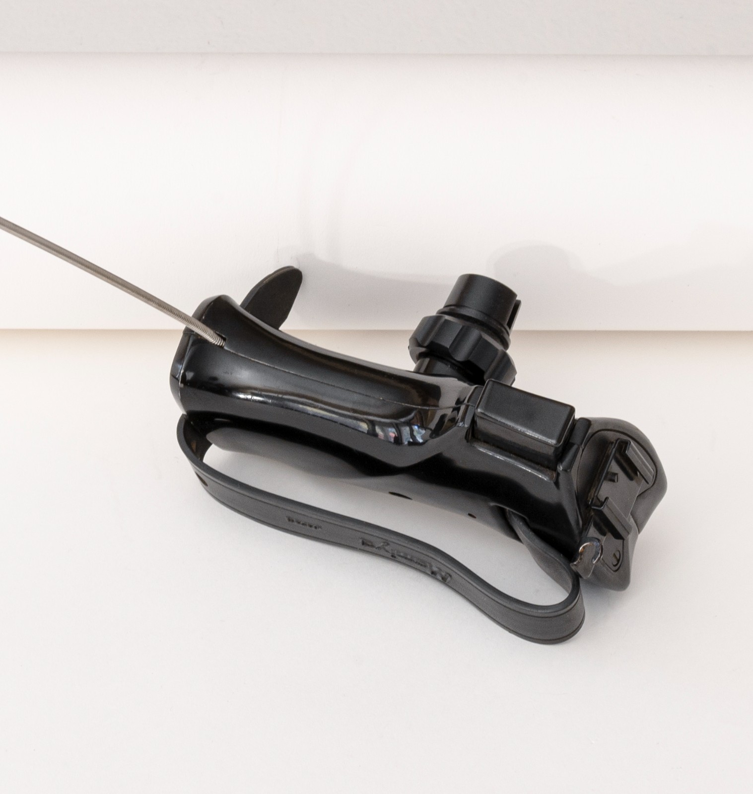 Mamiya Rotating Left Handle grip-with Cable Release for Press/Super23