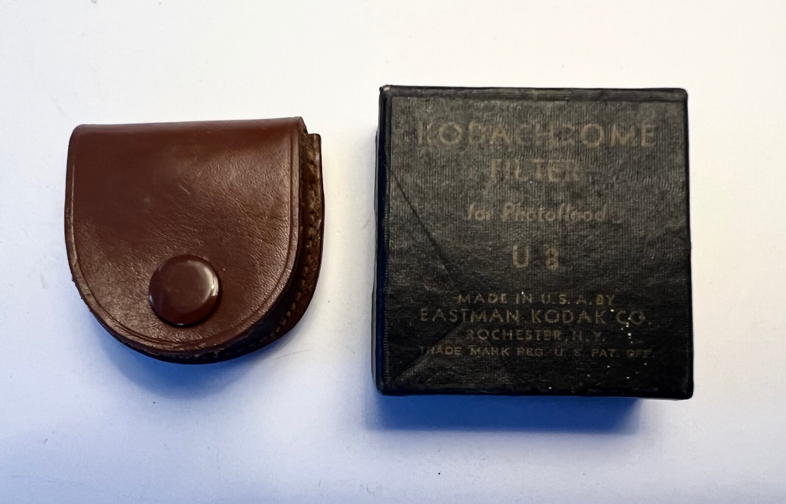 Vintage Kodak and other brands photography items, to be sold as a lot