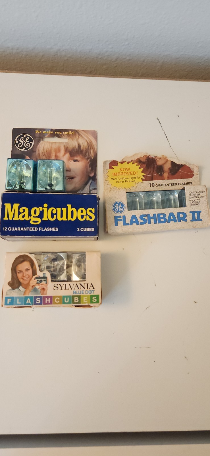 Vintage Sylvania Flash Bar 3 Flashes, Flash Bar 2 & MagicCube