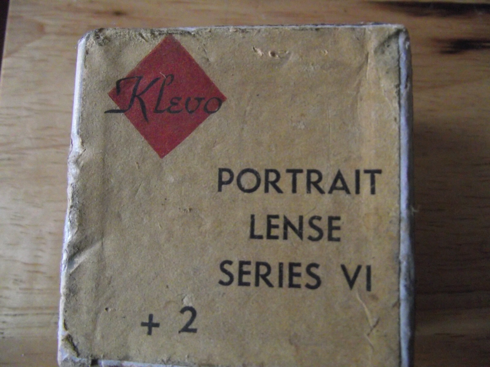 VINTAGE KLEVO PORTRAIT LENS SERIES VI,+2