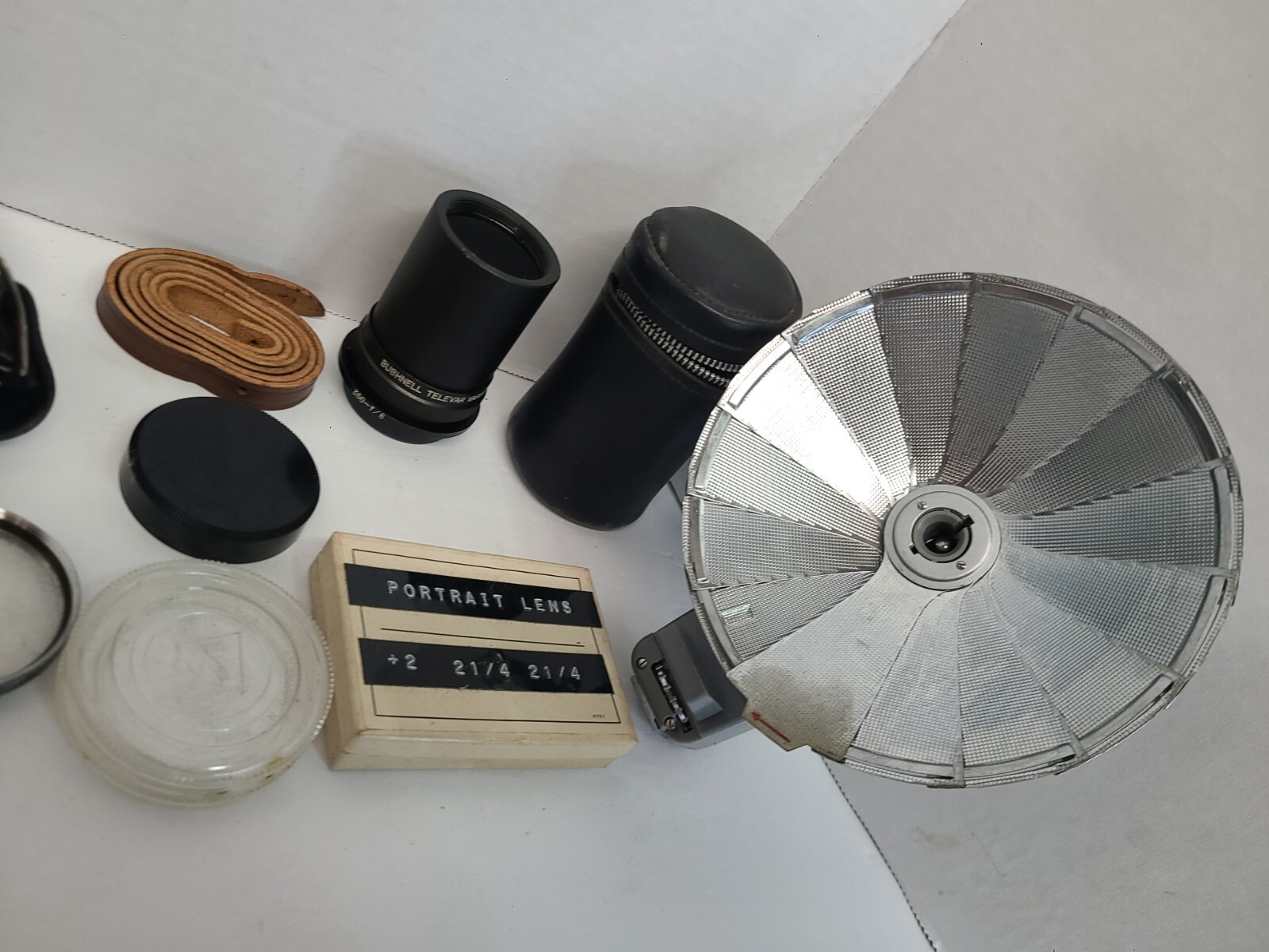 Vintage Camera Accessories Lot Of 18 Vivitar Macro Bushnell Etc..