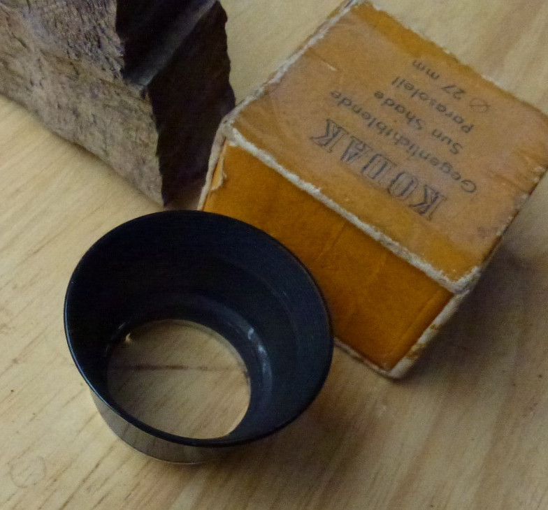 genuine early Kodak Retina Germany 27mm push fit slip on lens shade hood & box
