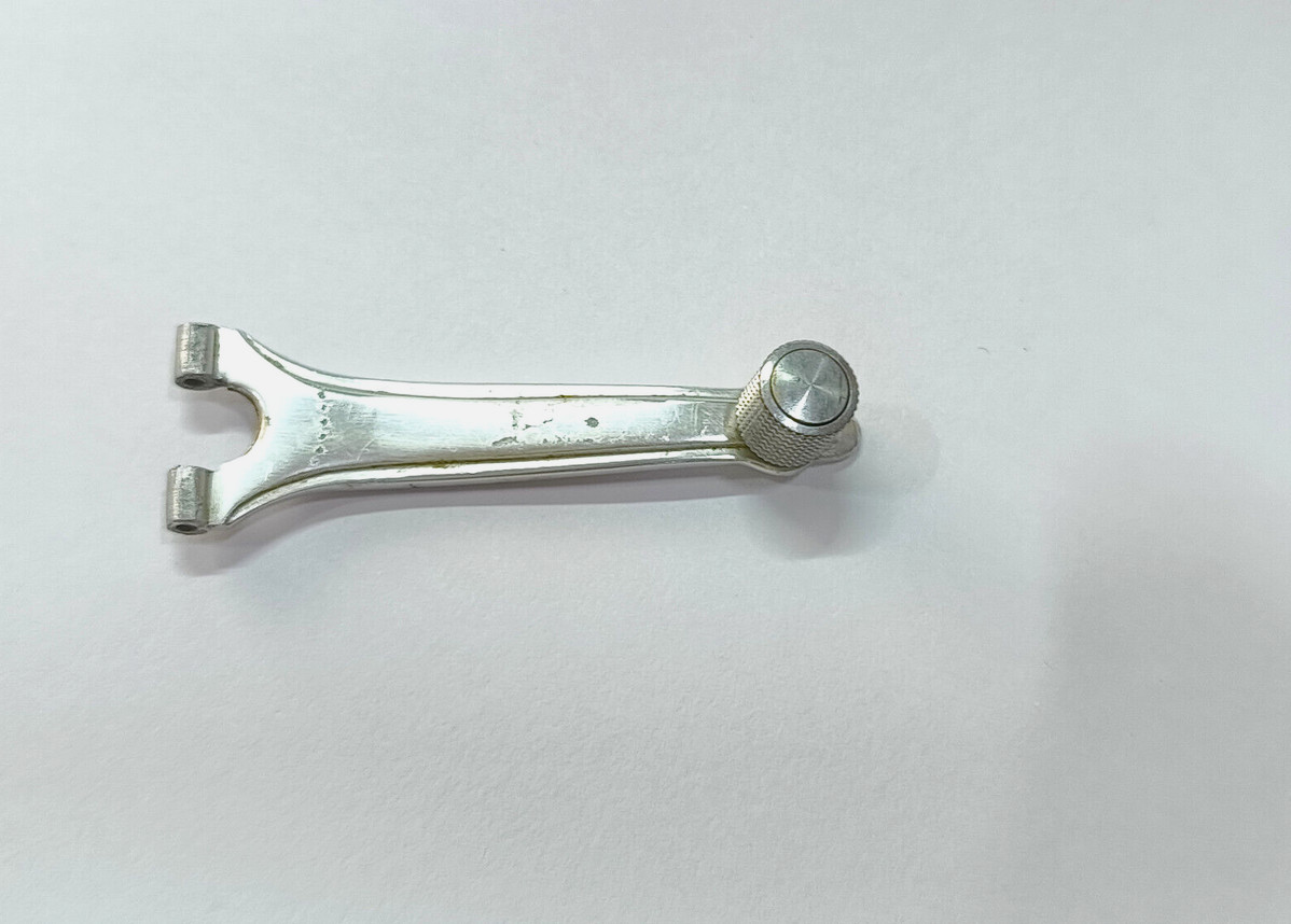 ROLLEI, Rolleiflex spare winding crank, Old type, Wide, 7.5 mm Fork Spacing #S18