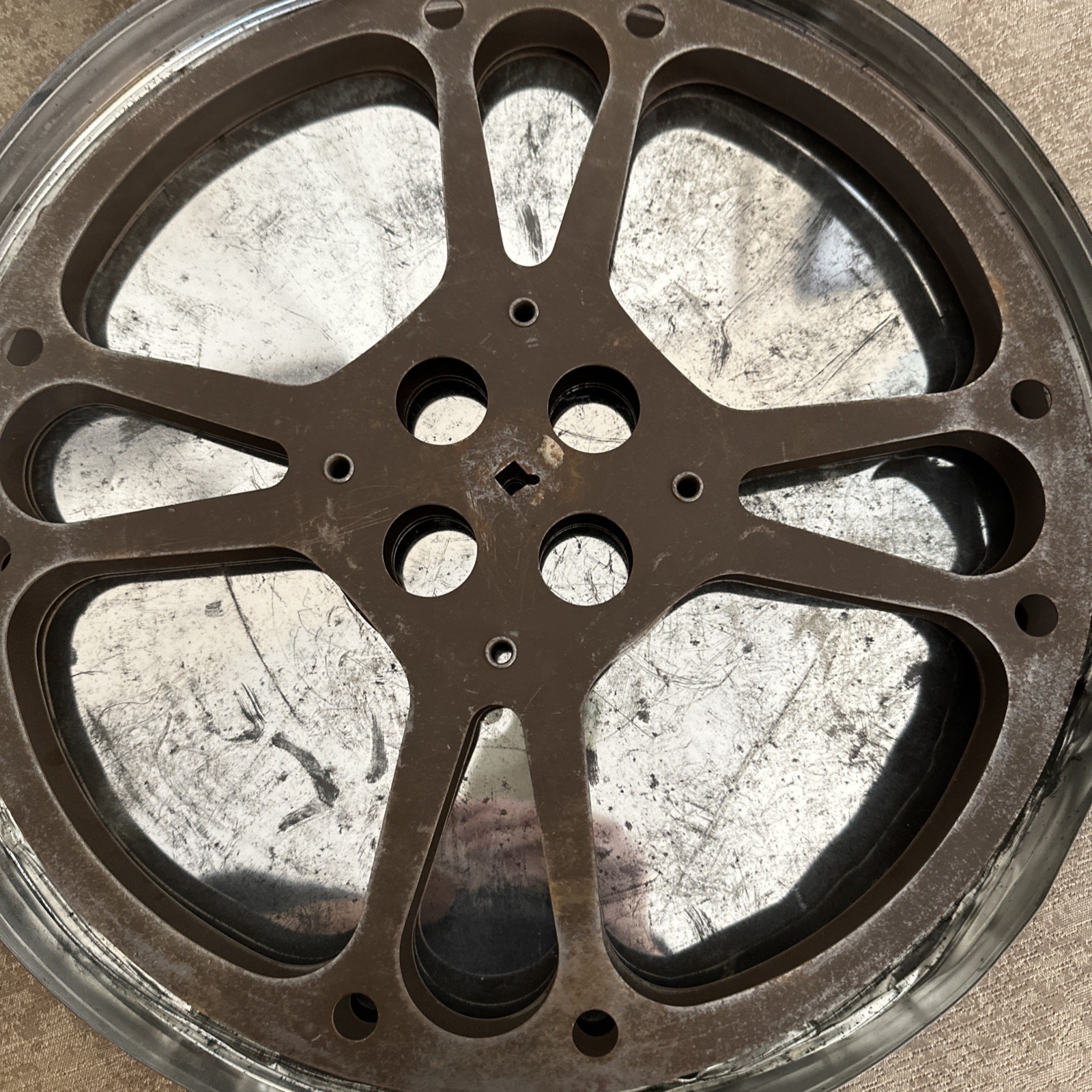 Lot of 2 Vintage 16mm Eastman Kodak 13 3/4Film Reel & Canister 1600 Feet RARE #1