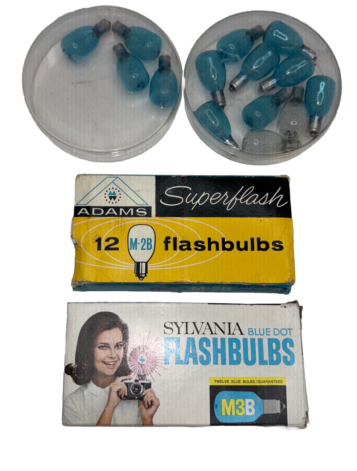 Vintage Sylvania Blue Dot Press Flashbulbs Mixed Lot Of 32 M3B M-28 M-2B Retro