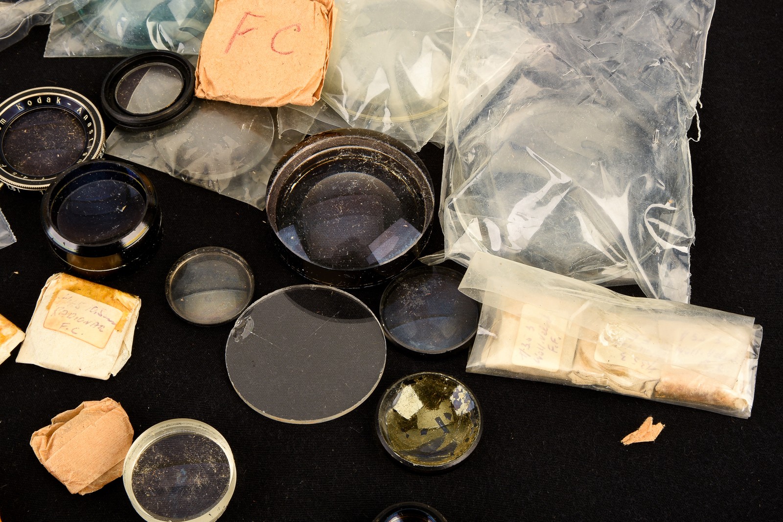 Lot of Loose Vintage Camera Lens Elements Meyer Kodak Wollensak B&L AS-IS V22