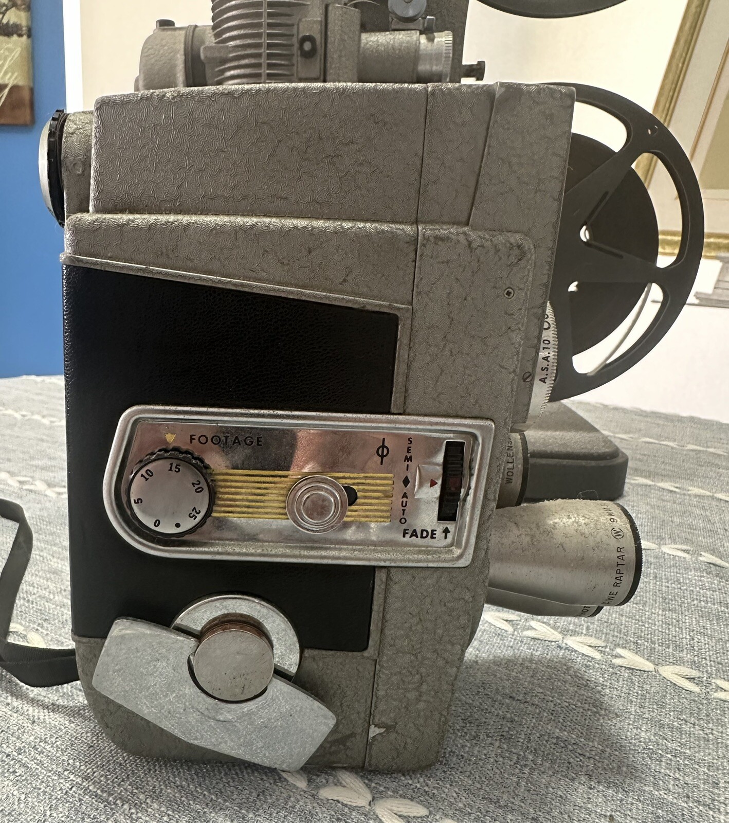 Lot Of 6 Vintage Movie Cameras And A Movie Projector