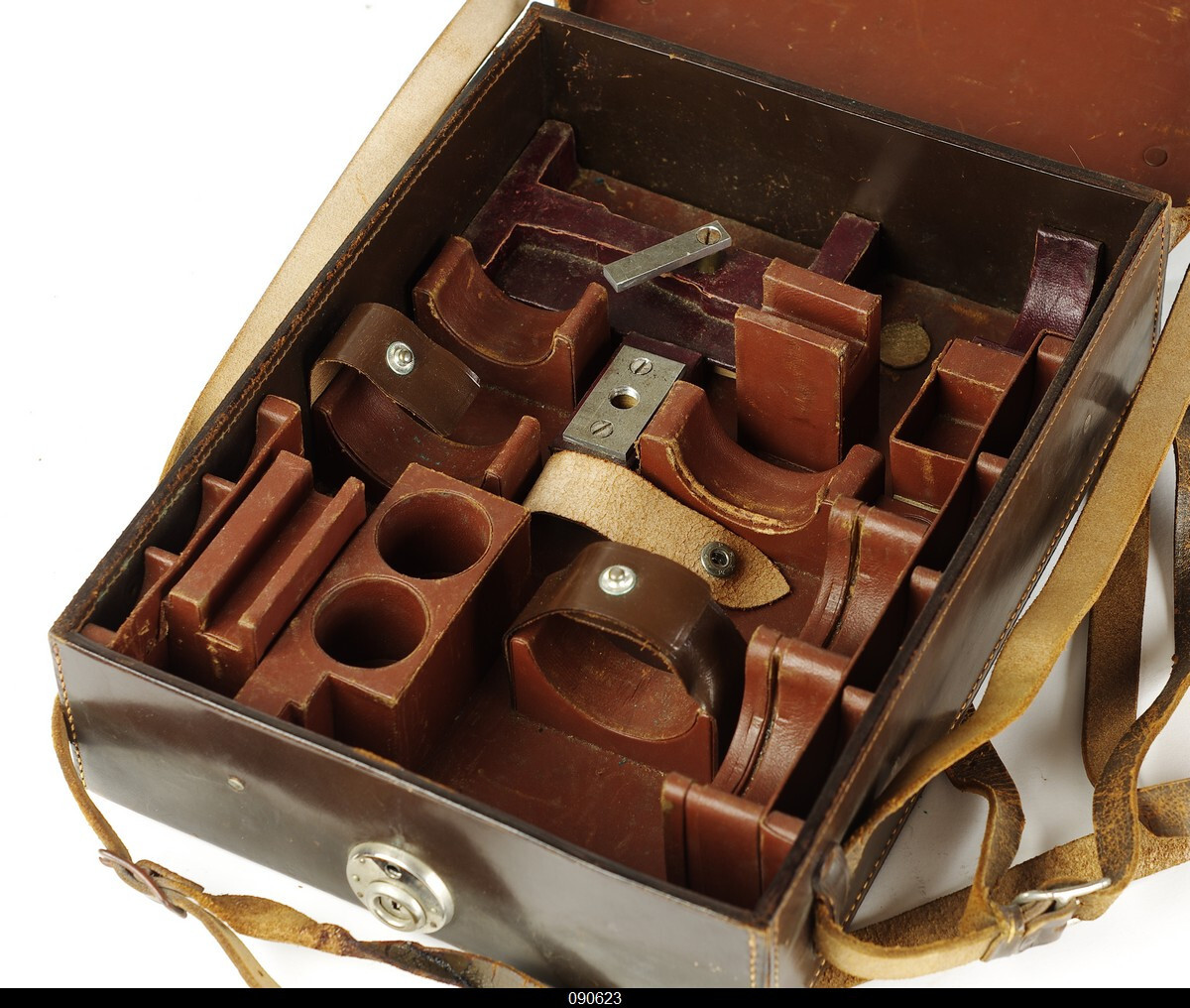 Vintage Leica Leitz System Case for Leica Screw Mount