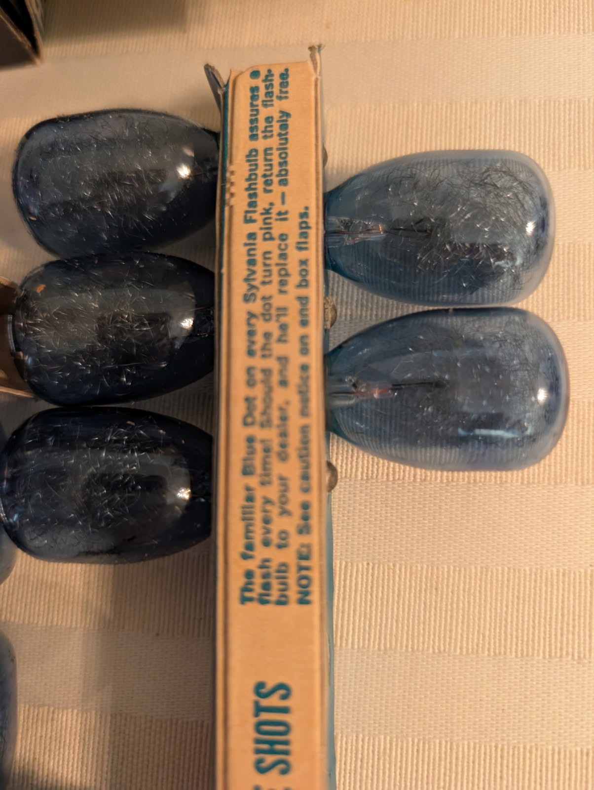 3 Boxes Sylvania Blue Dot Flash Bulbs M3B 12 Blue Untested – 2 full; 1 partial