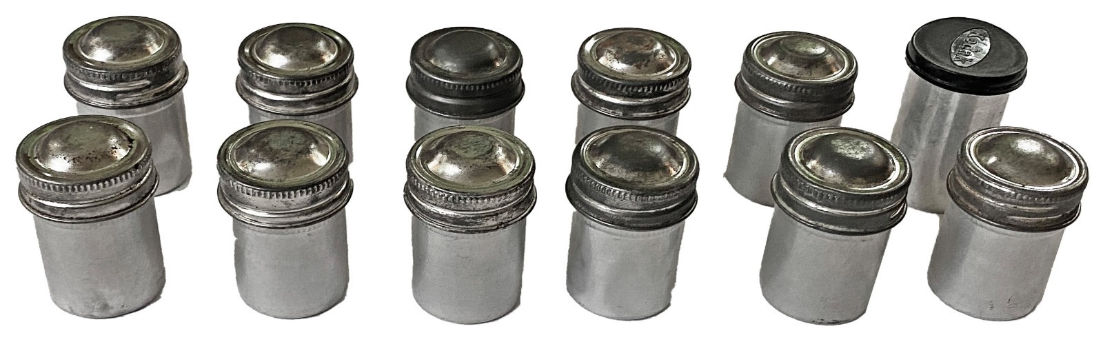 Kodak Style 35mm film Screw Top Canister Dented – 199