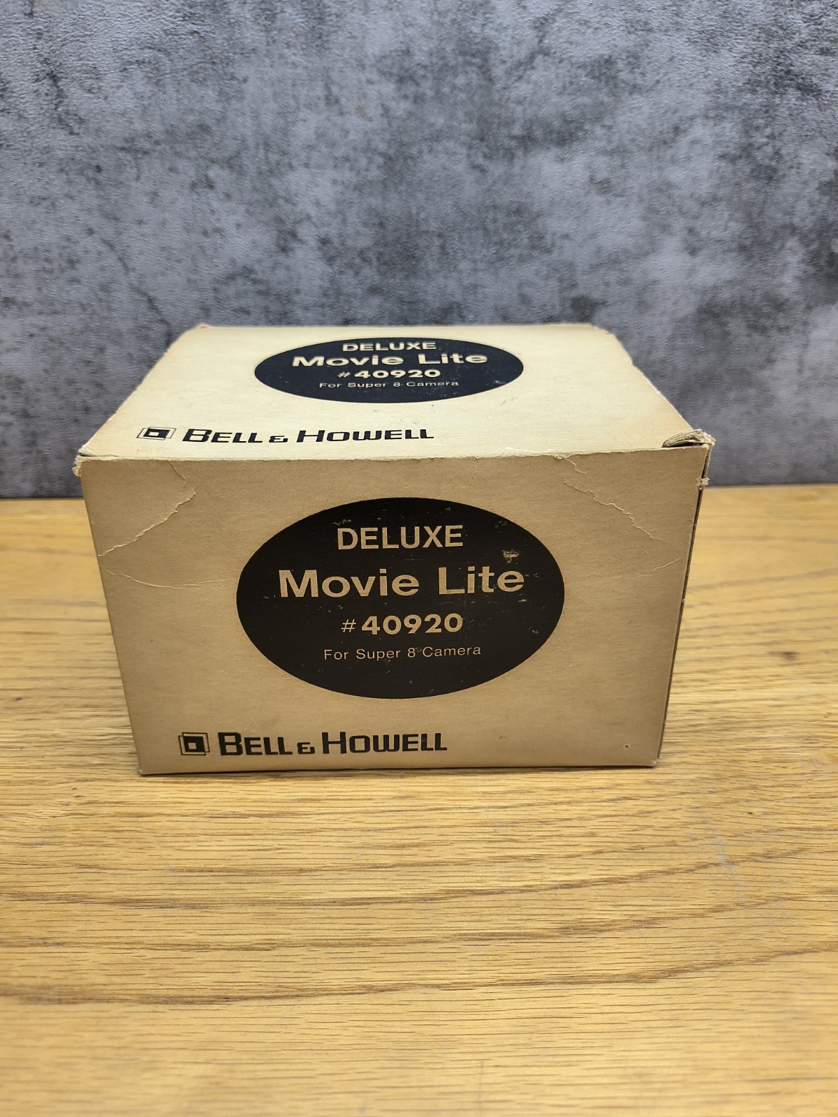 Vintage Bell & Howell Movie Lite, Model #40920