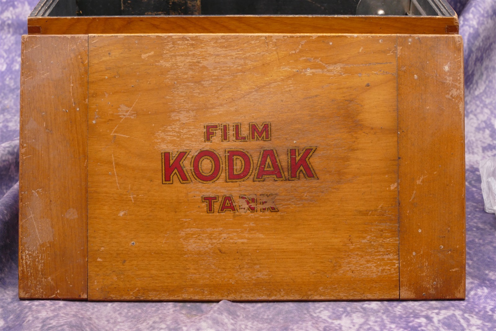 Vintage Kodak Wooden Developer Film Tank 3 1/2″ Model B-2 Dovetail Joints