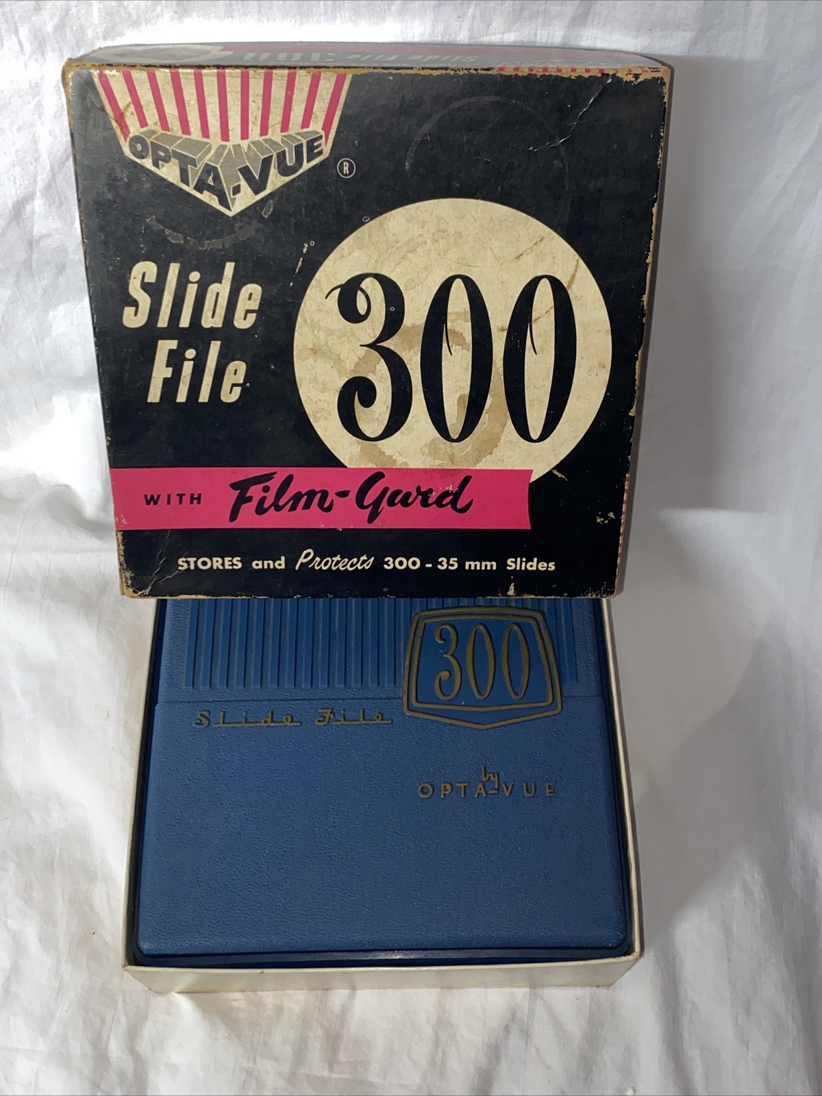VINTAGE SLIDE FILE 300 CT 35 MM CASE OPTI-VUE PHOTOGRAPHY PROJECTOR SLIDES & BOX