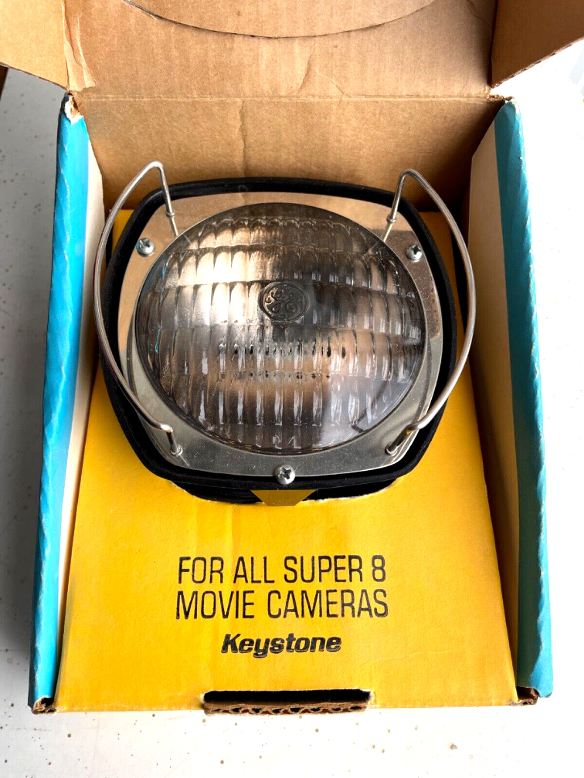 Keystone Cool Bright movie light – For Super 8 Cameras, original box