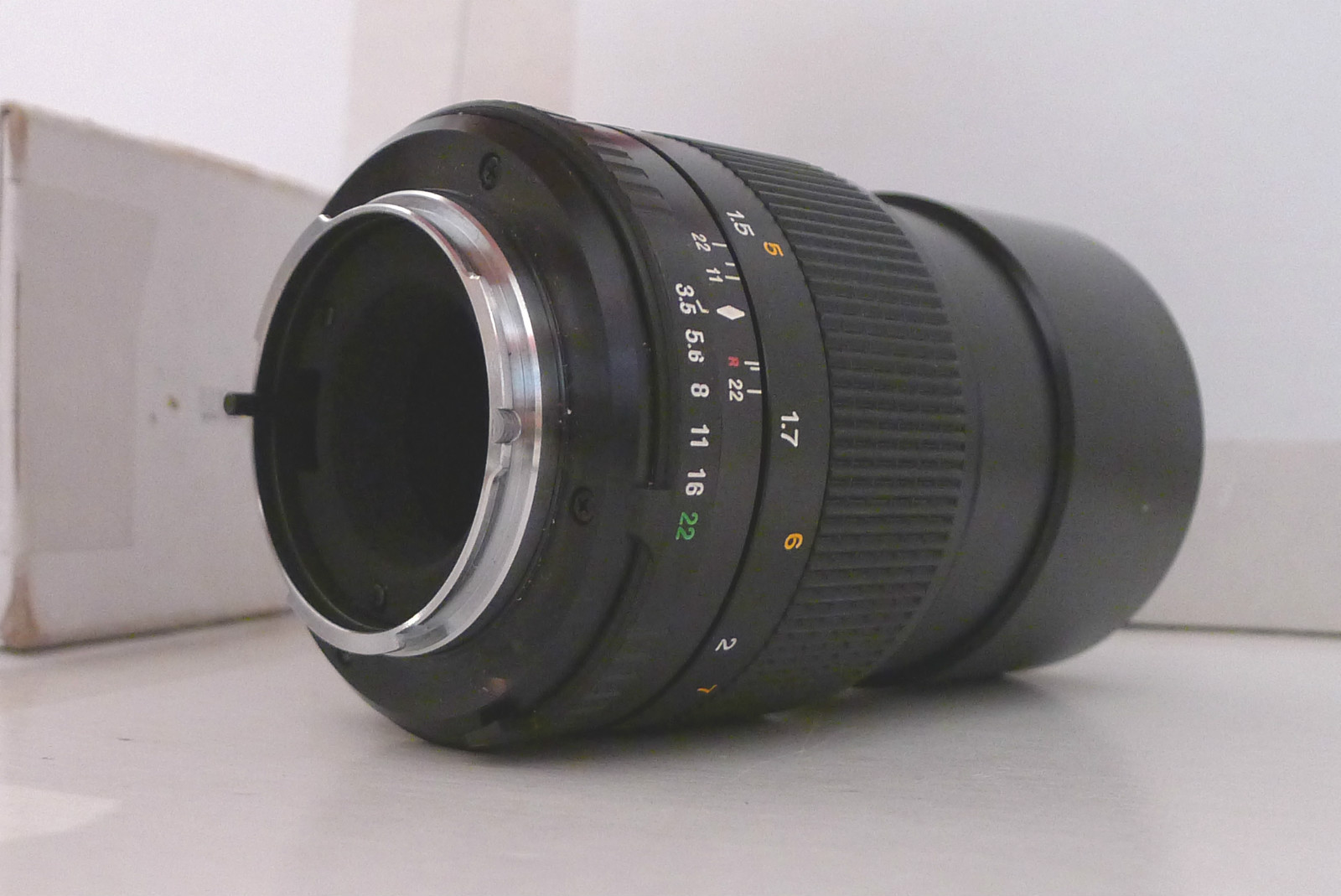 Minolta MD Celtic 135mm 1:3.5 Lens 55mm +End Caps- Japan TESTED