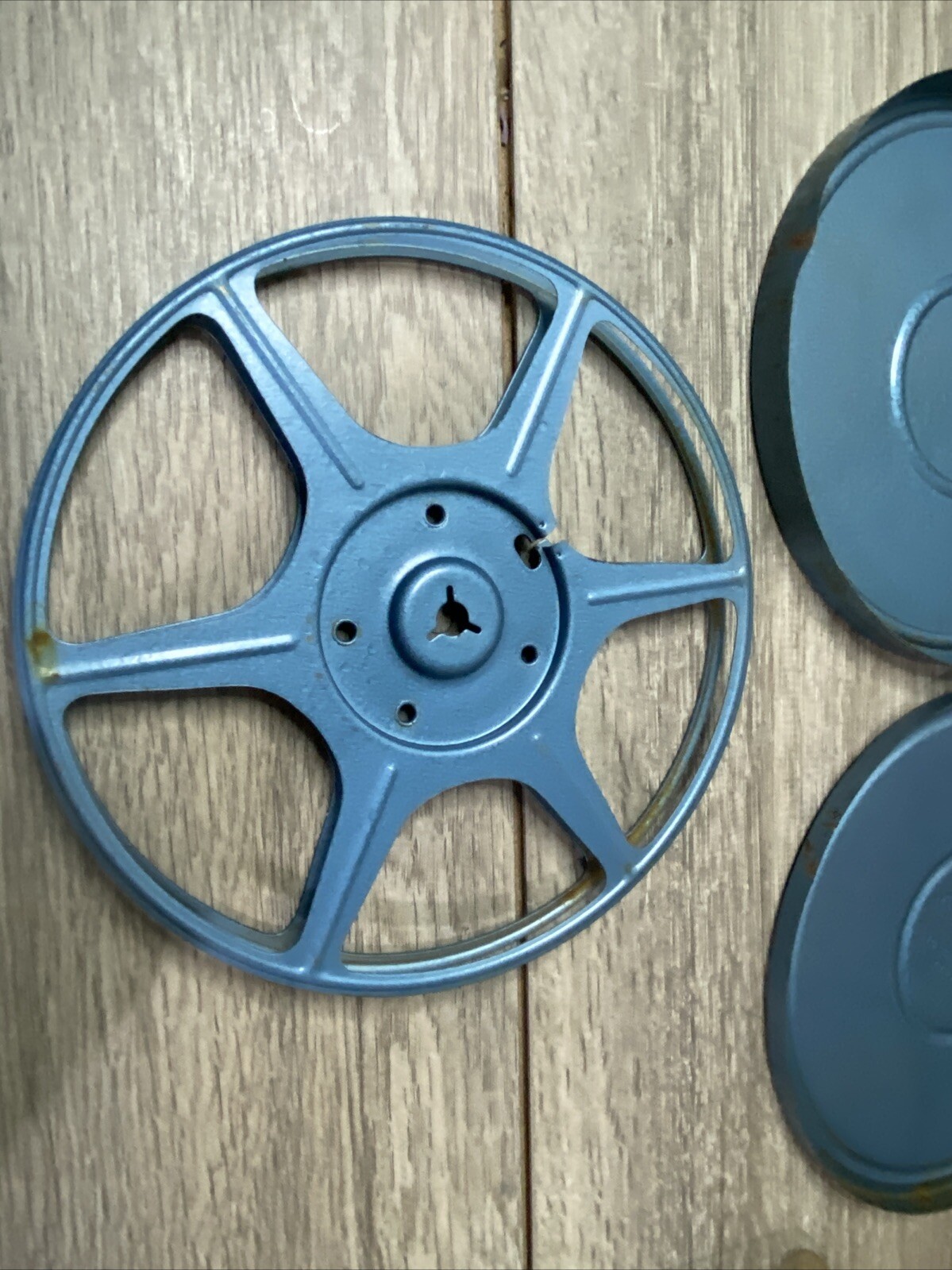 VTG Compco Corp Blue Film Reel With Can Metal Chicago 8mm 400 Feet AMC K-Mart