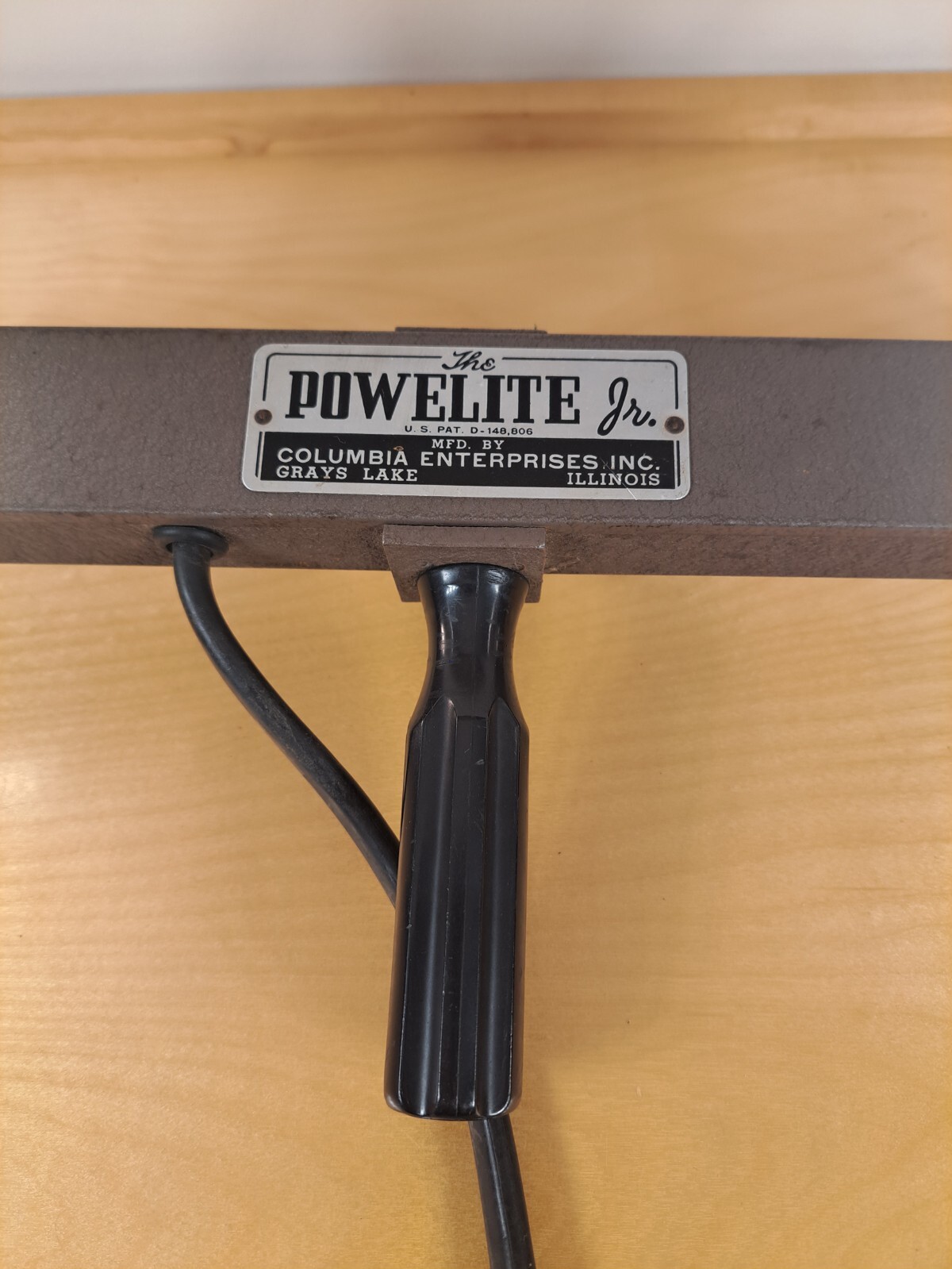 Vintage Powelite Jr 2 Lamp Movie Light Bar w Handle – Tested – Grays Lake, IL